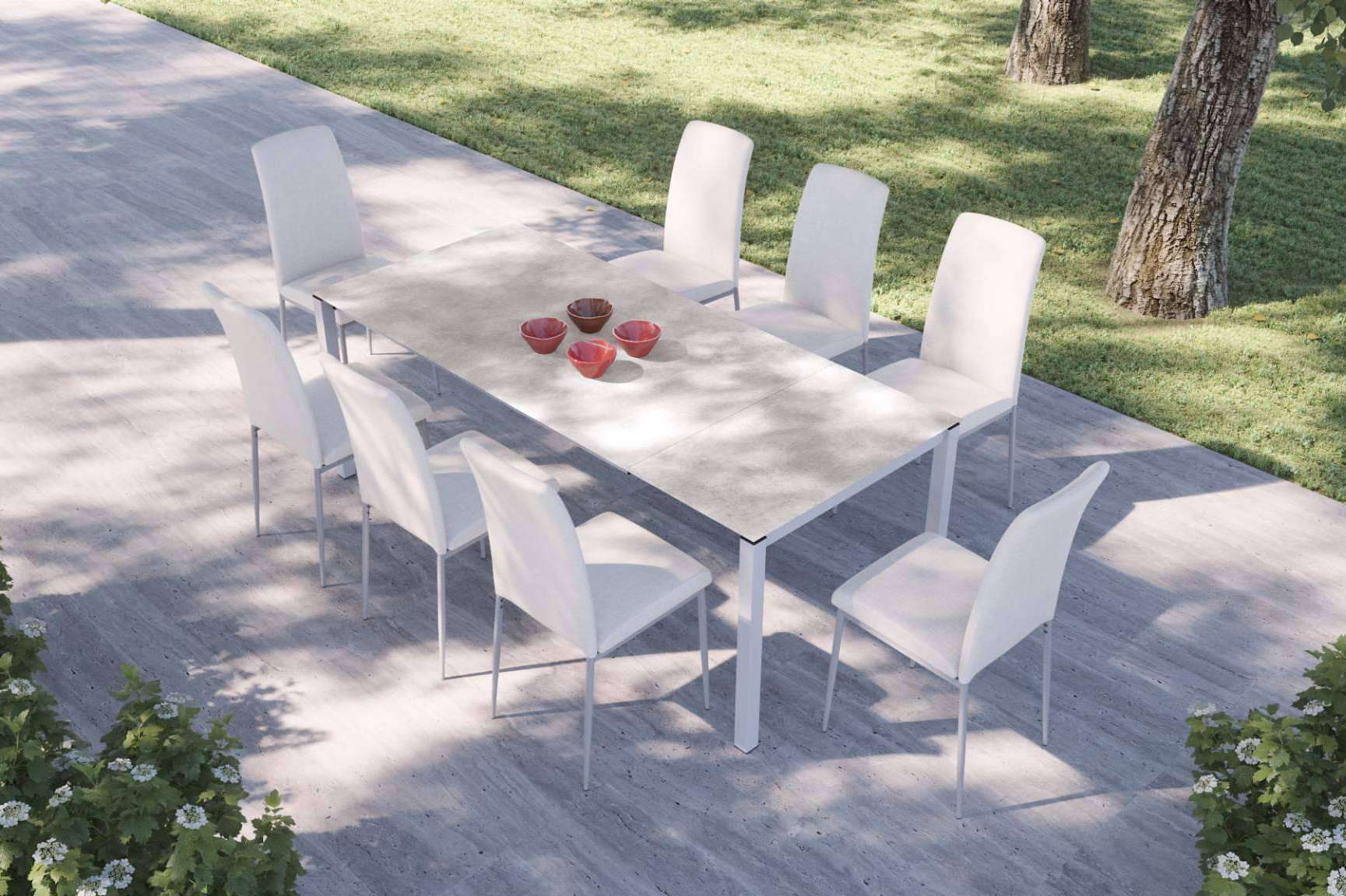 El amplio catálogo de sillas y mesas de jardín de la firma Muebles Exterior