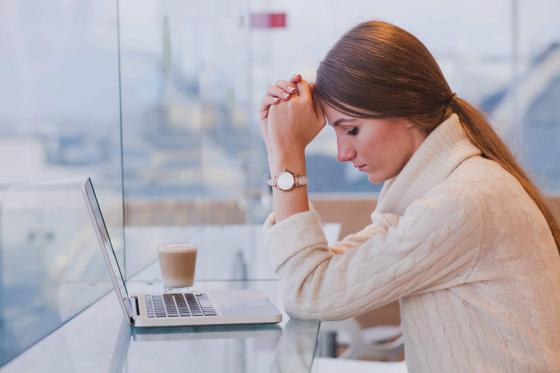 Sensibilizar a las empresas sobre el acoso laboral con el webinar de GestyFor