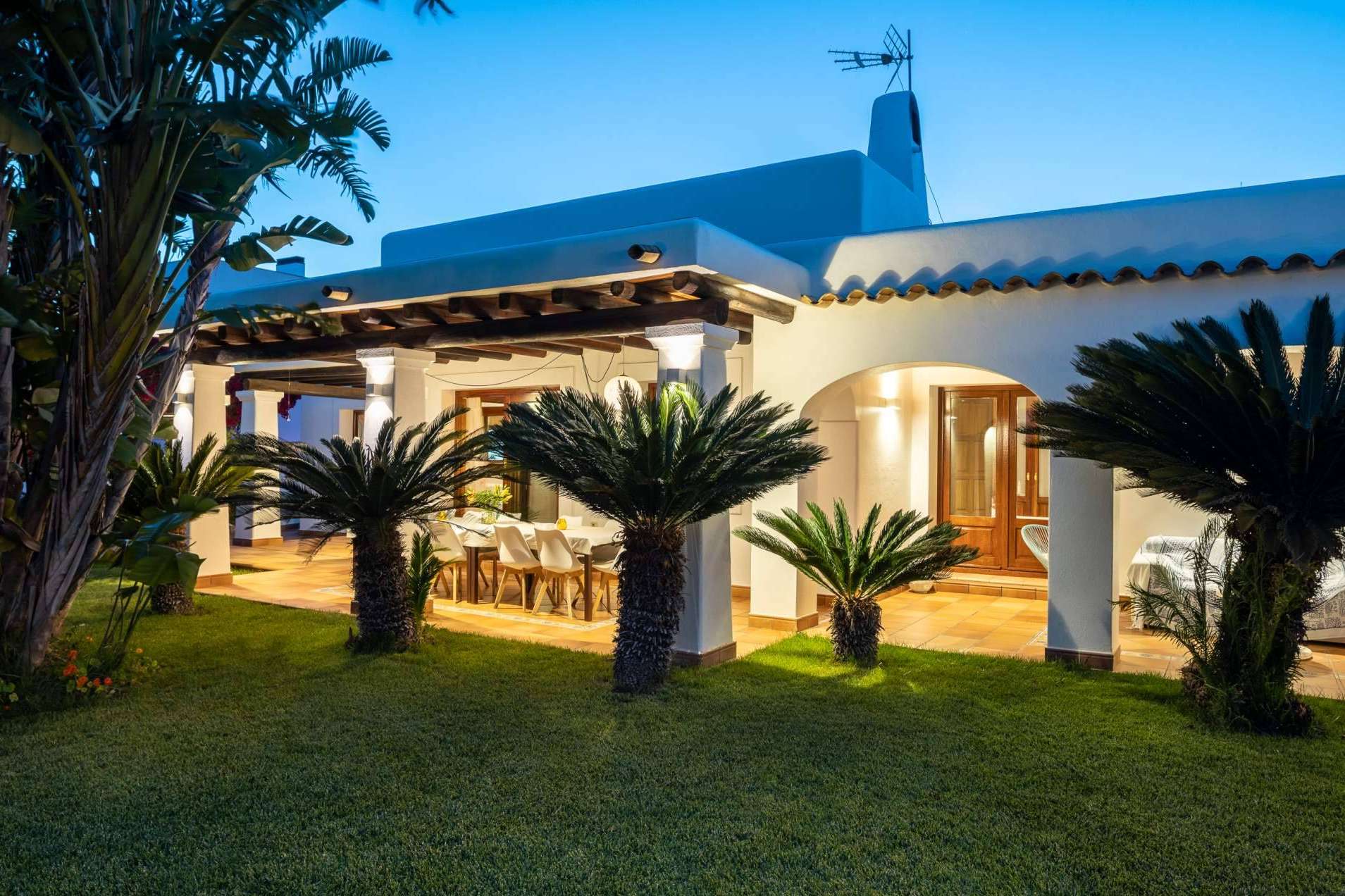 Las posibilidades de visitar Ibiza en invierno y sus ventajas, de la mano de Can Corda