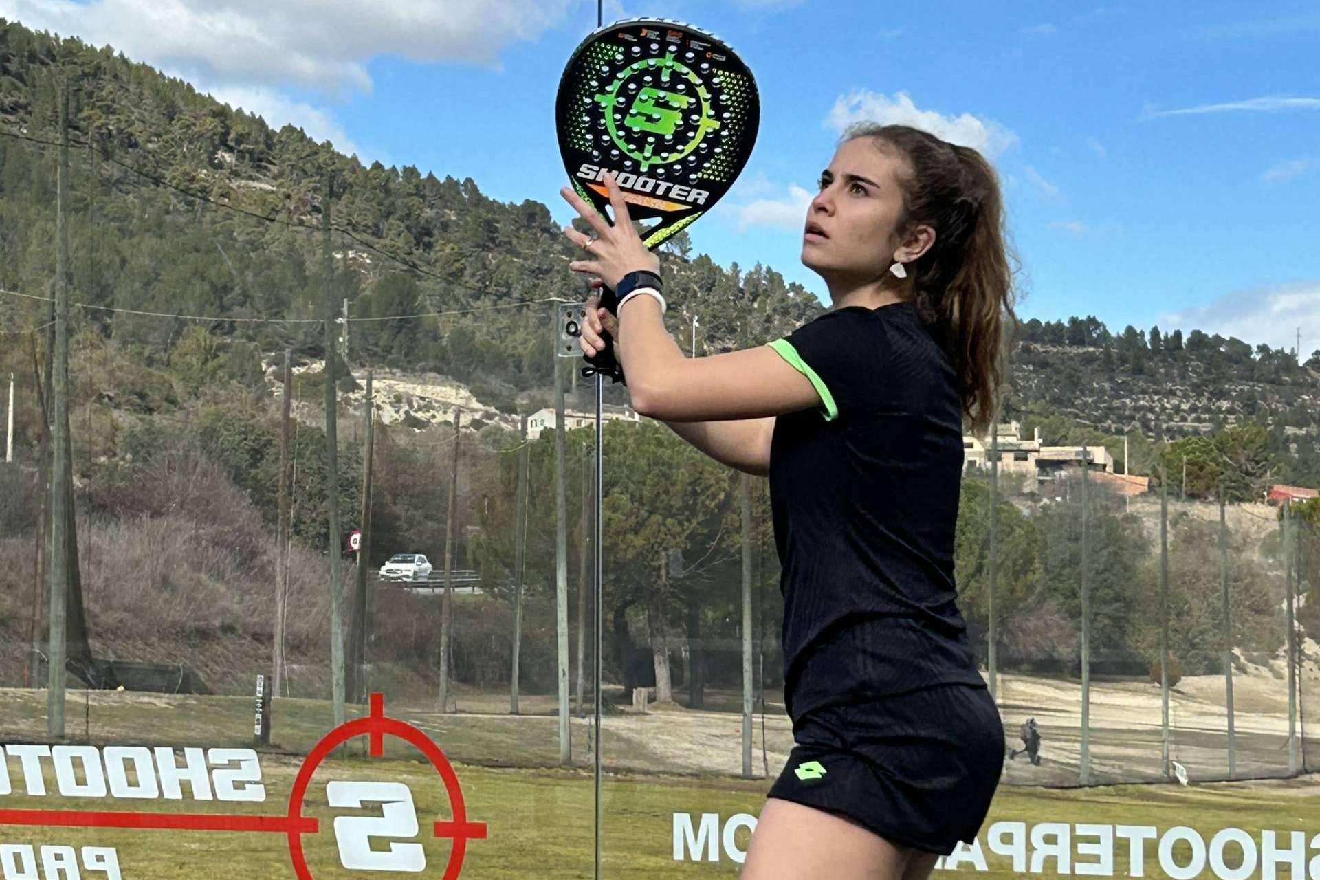 SHOOTER PADEL, palas de pádel tecnoartesanales, configurables y personalizables