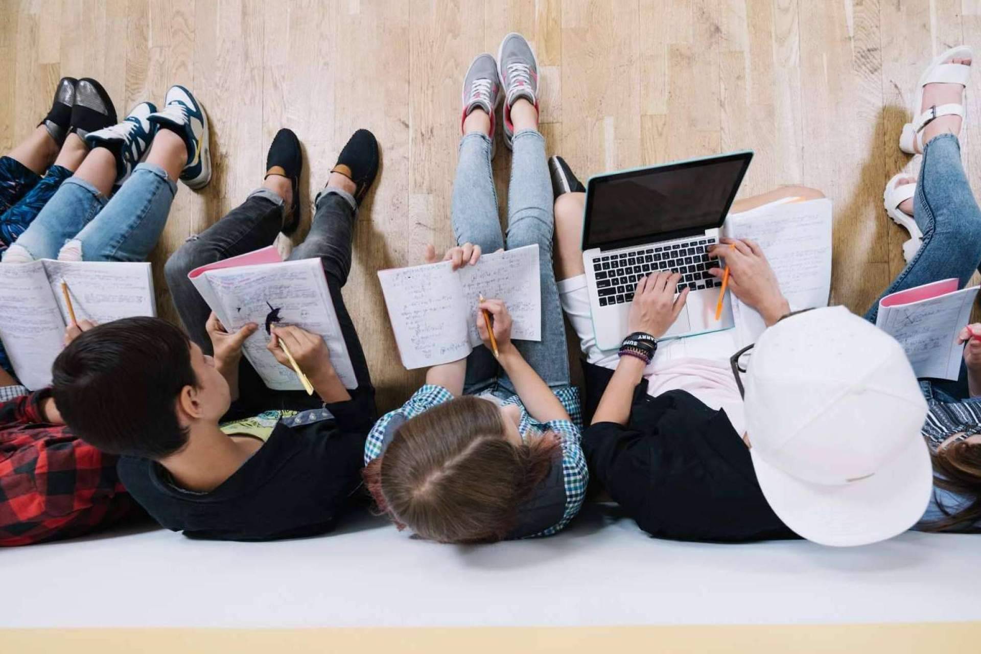 Cursos de psicología para el aprendizaje de psicólogos y profesionales en salud mental, diseñados por Carpe Diem