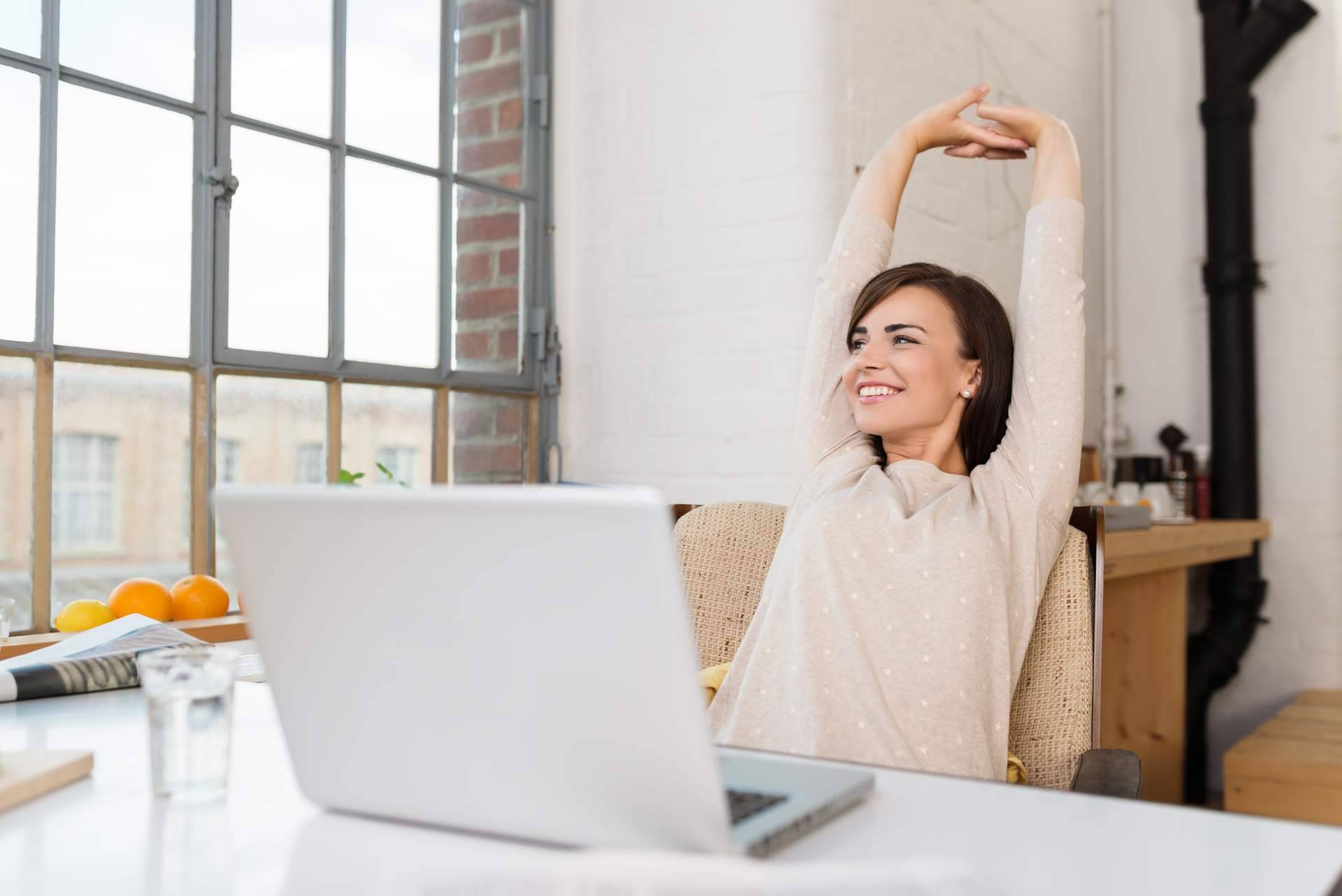 Es una gran decisión empresarial formar a los empleados con Excellent, In English