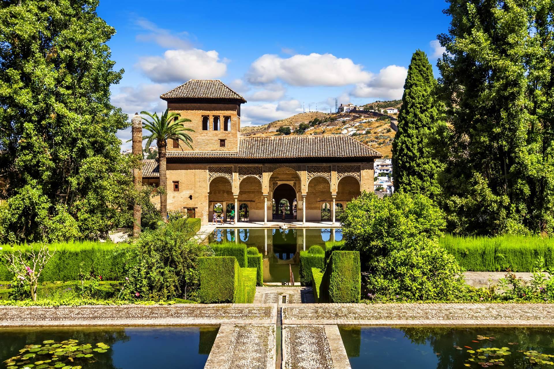 Pasiontur presenta su nueva marca Tickets Passion, dirigida a garantizar los tickets a Alhambra y otros monumentos de máxima afluencia para grupos turísticos