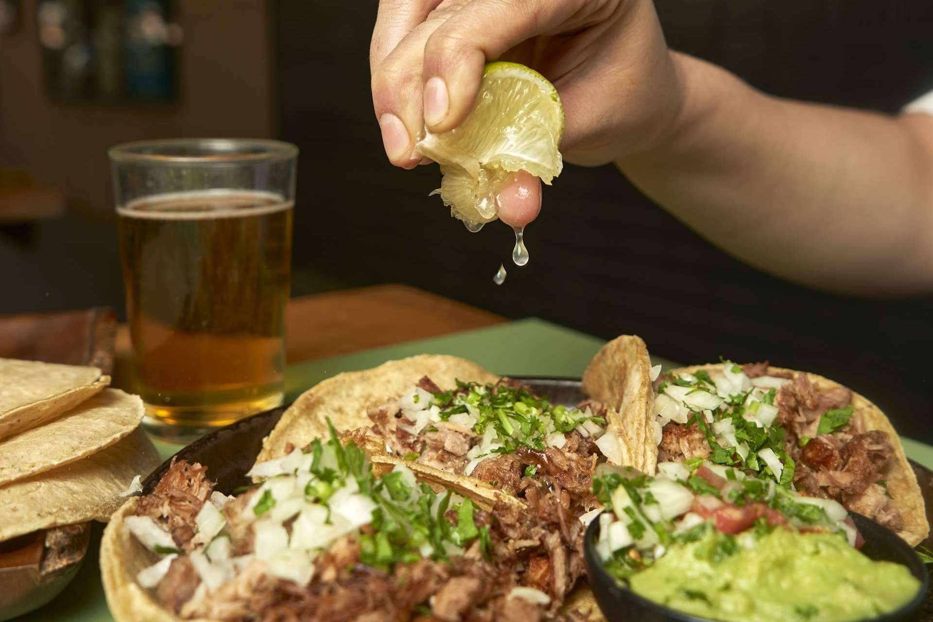 La tortilla de maíz, fundamental e imprescindible en la gastronomía mexicana