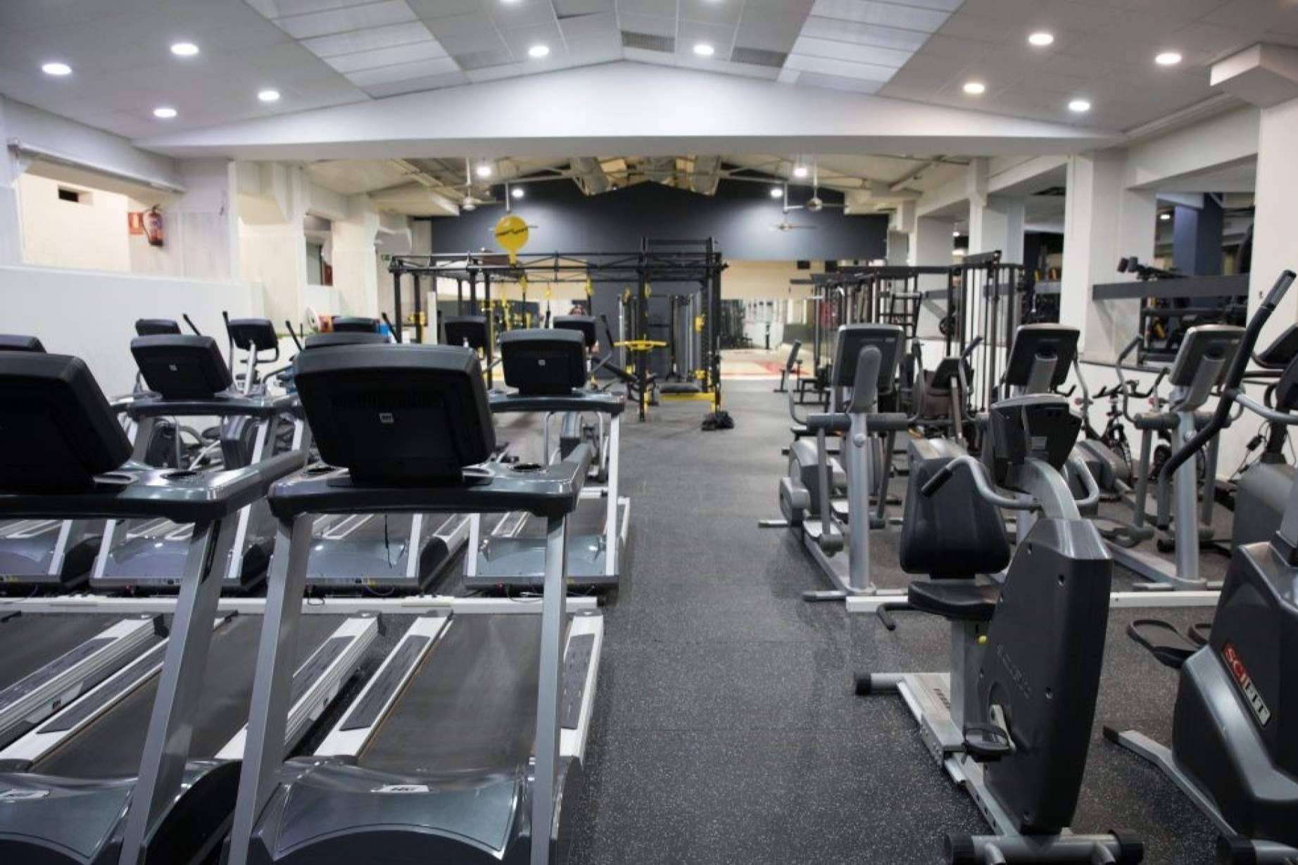 MABUNI, el gimnasio con piscina. Descubrir 'la perla' escondida de Vallecas