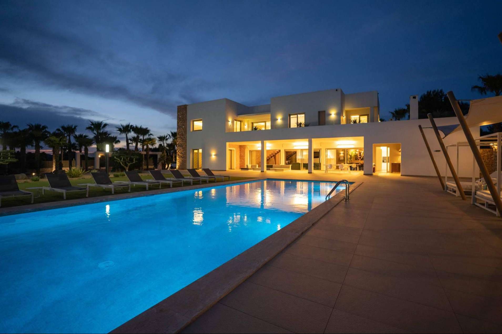La firma AkunaProject ofrece en Ibiza villas de lujo