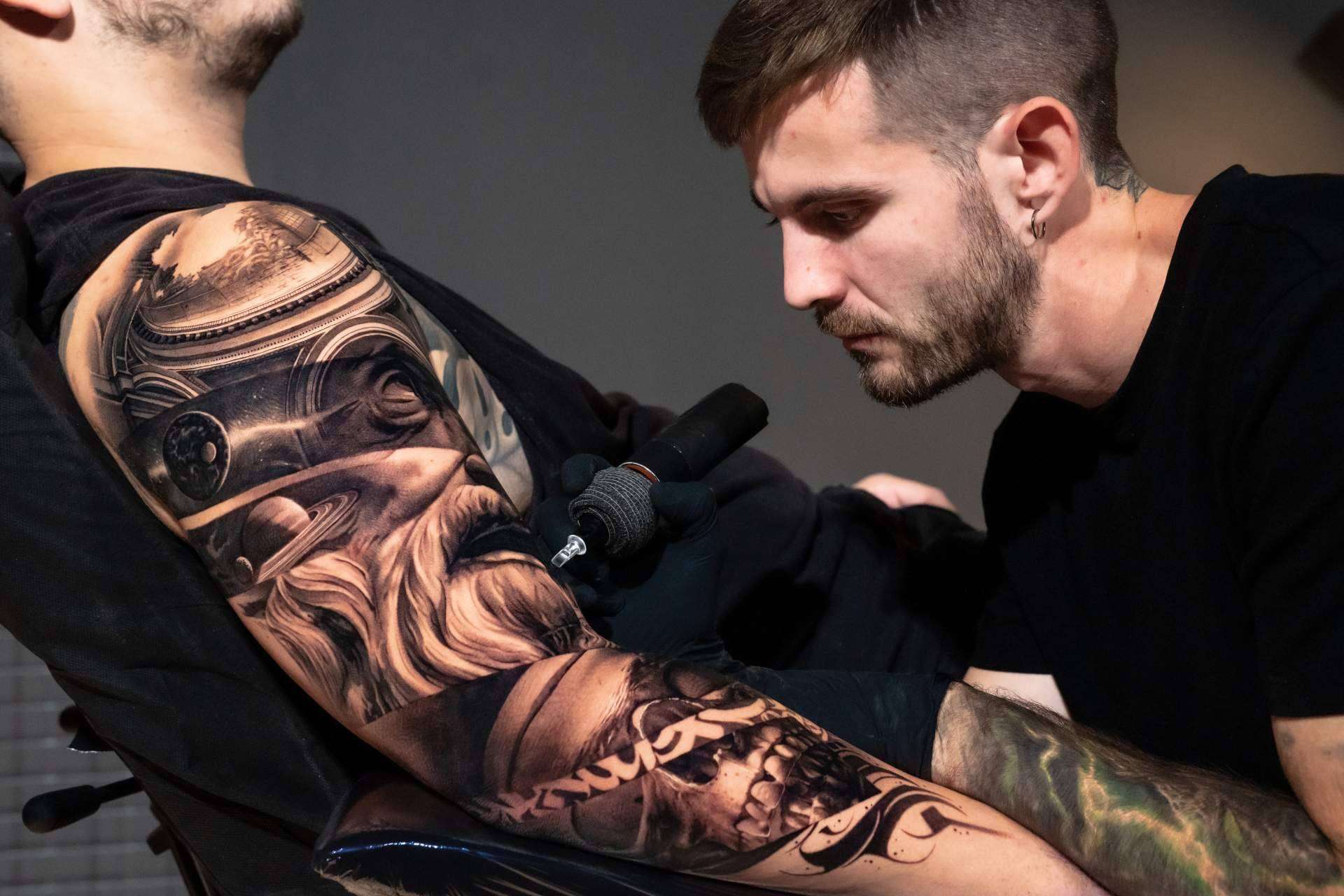 Cursos tatuaje para ampliar habilidades, de la mano de Habbility