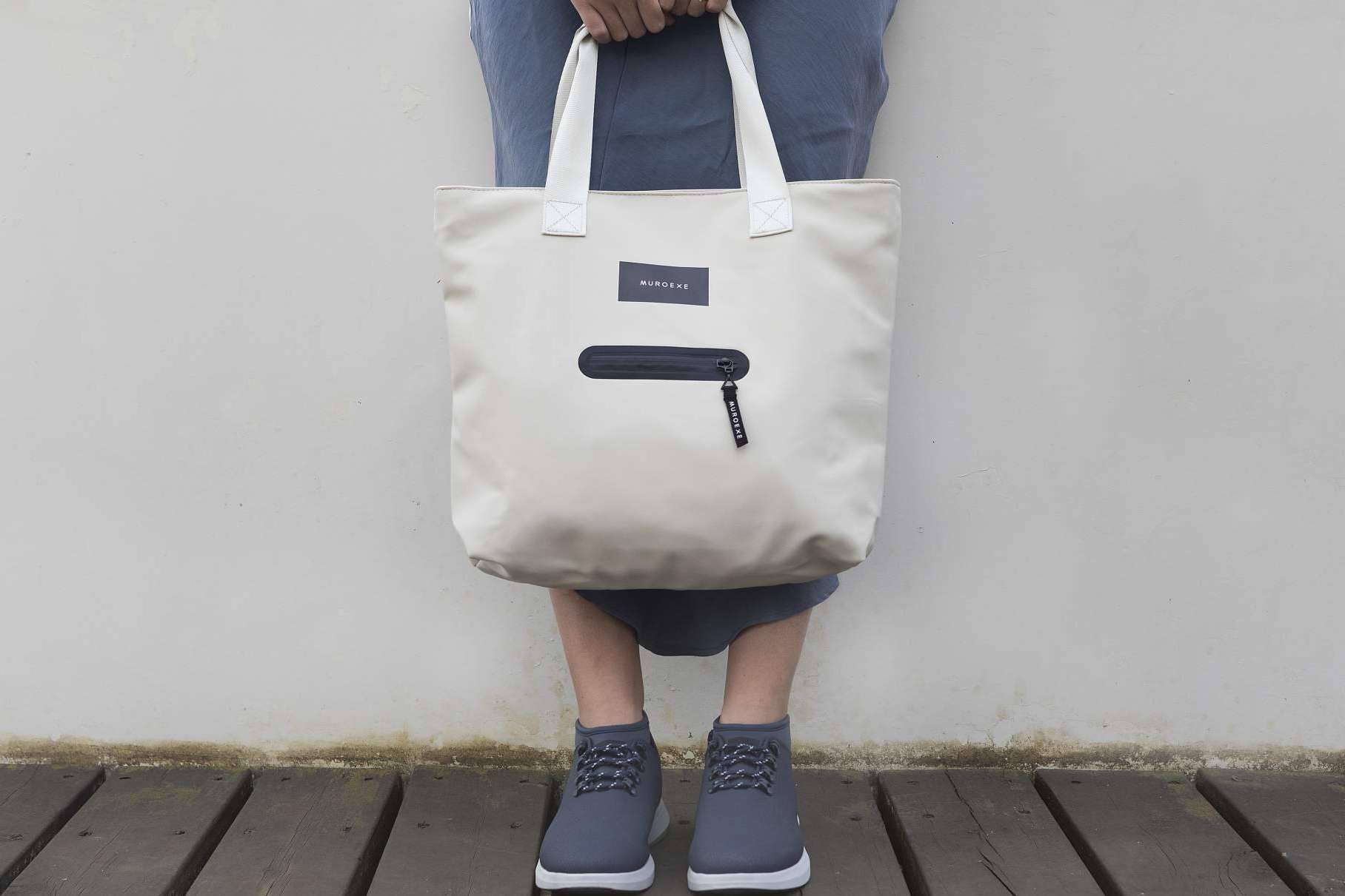 Muroexe presenta su línea de accesorios veganos, la cual incluye una amplia variedad de mochilas y bolsos