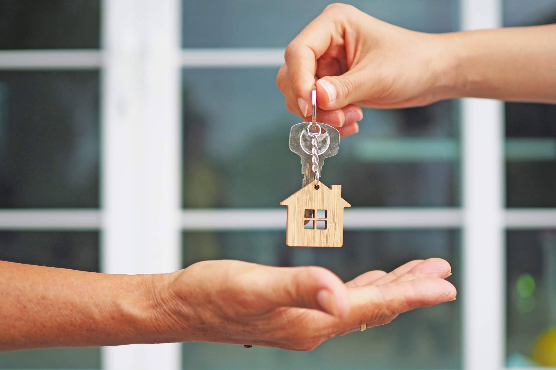 Cuáles son los beneficios que tiene SwiftFlats frente a una inmobiliaria para alquileres de larga estancia