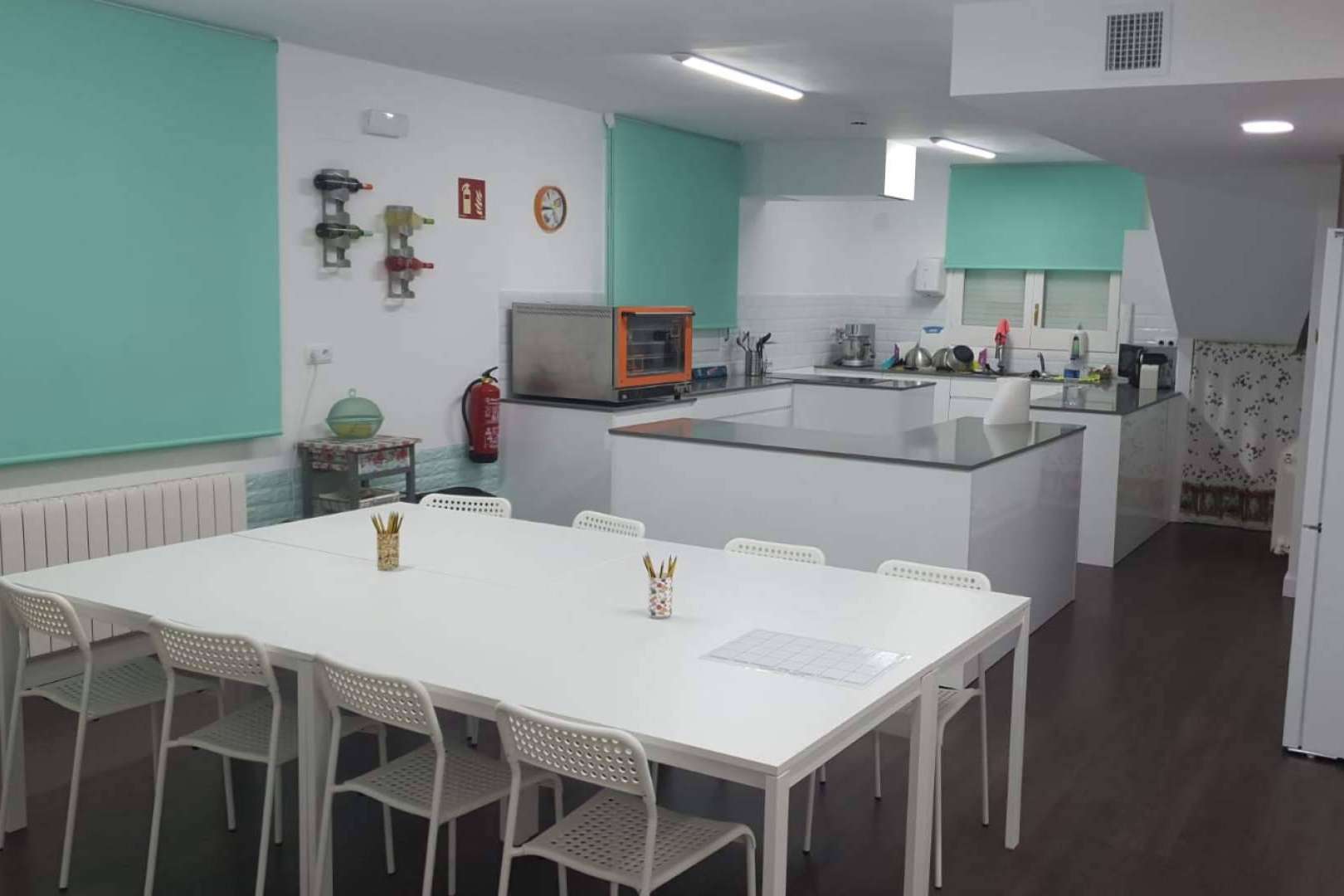 Escuela de cocina tradicional en Barcelona para niños y adultos, Ochimanikia