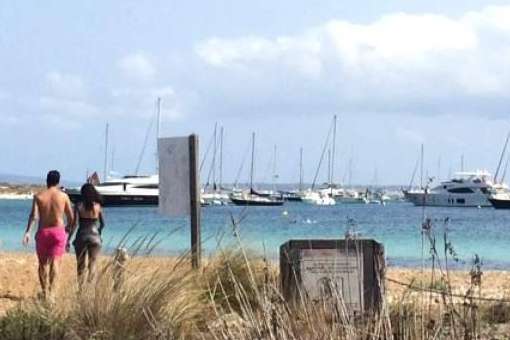Un día en barco en Ibiza, más de 30 años de recorrido, Navega por Ibiza