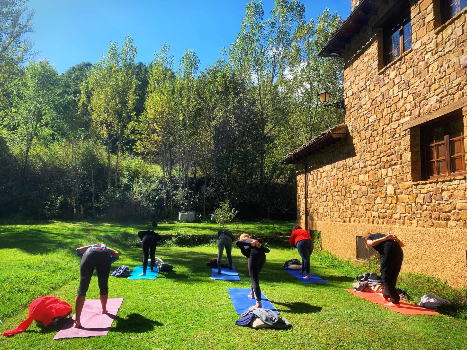 Los retiros de yoga, el lugar para encontrar calma y conexión con la naturaleza