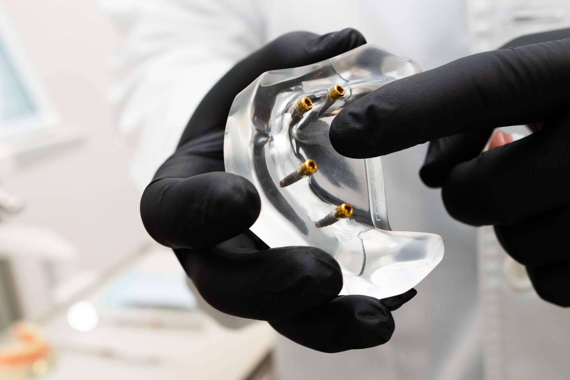 Clínica Dental Calvo de Mora y sus servicios innovadores de odontología y estética facial