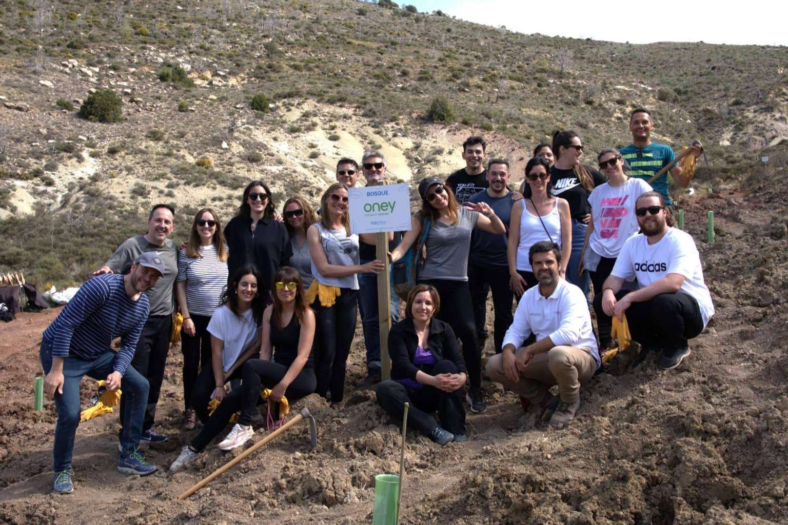 Oney planta su primer bosque para compensar su huella de carbono