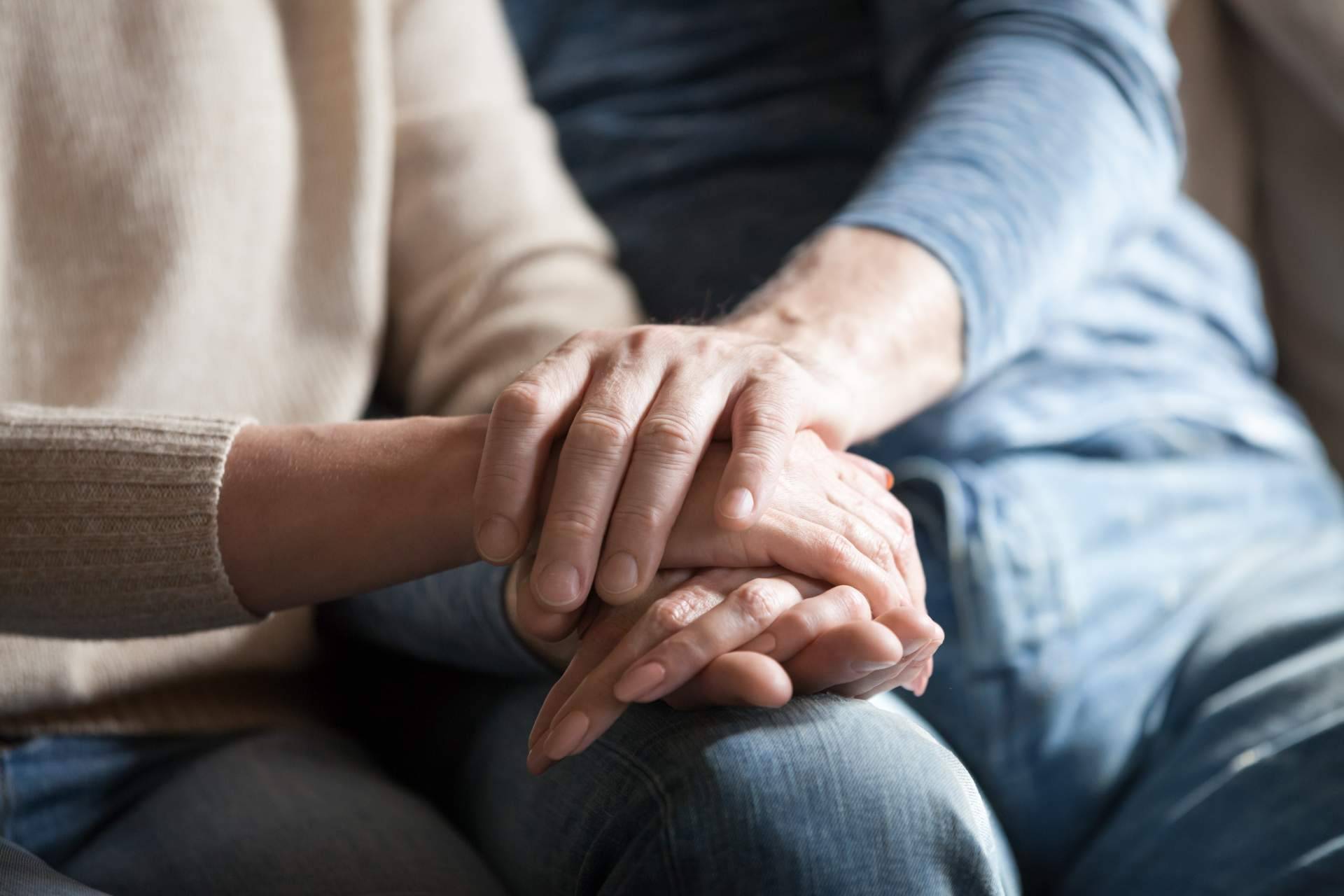 La importancia de la empatía en la atención integral del adulto mayor