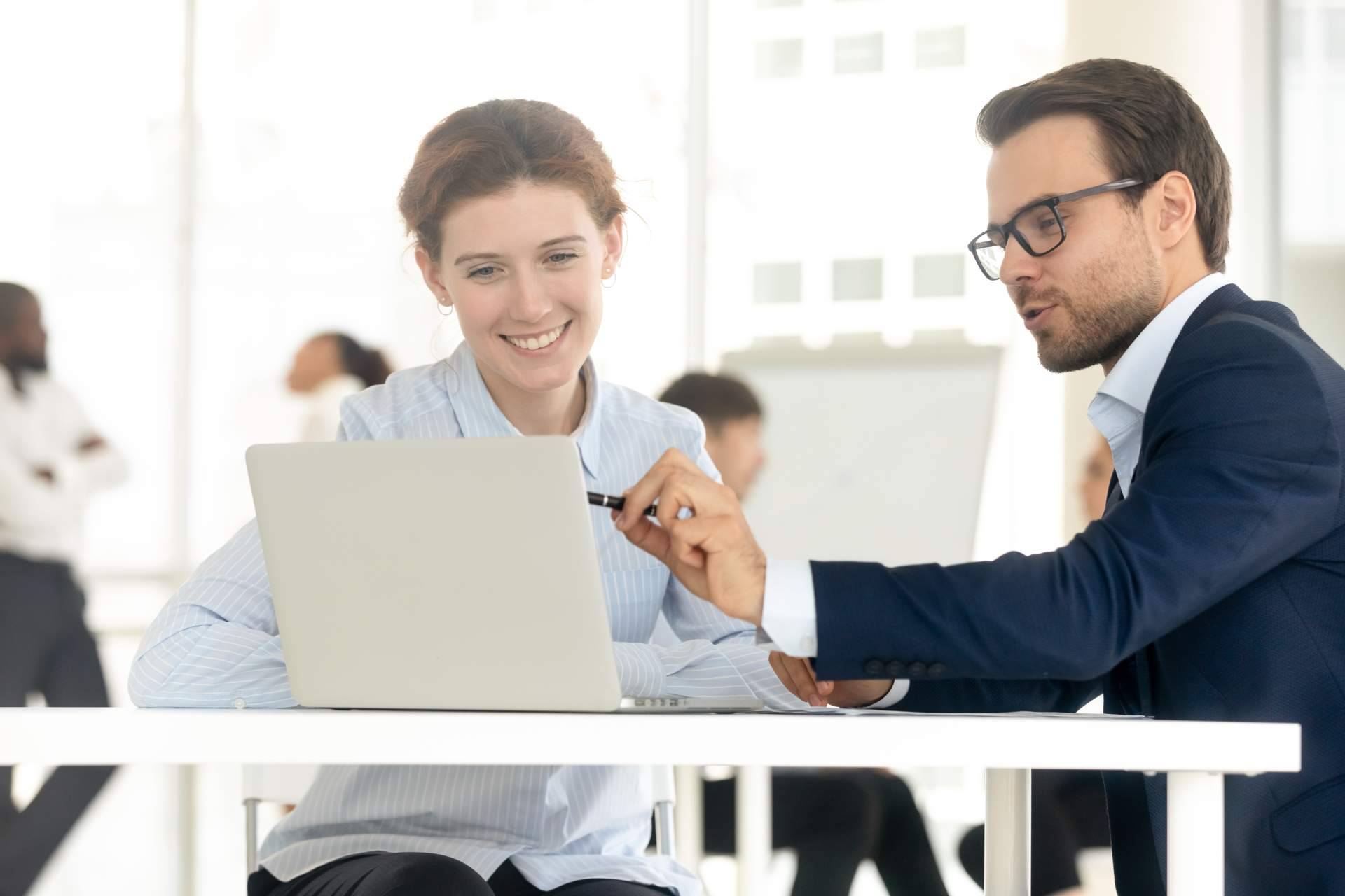 Información sobre el curso de agente inmobiliario de Surge