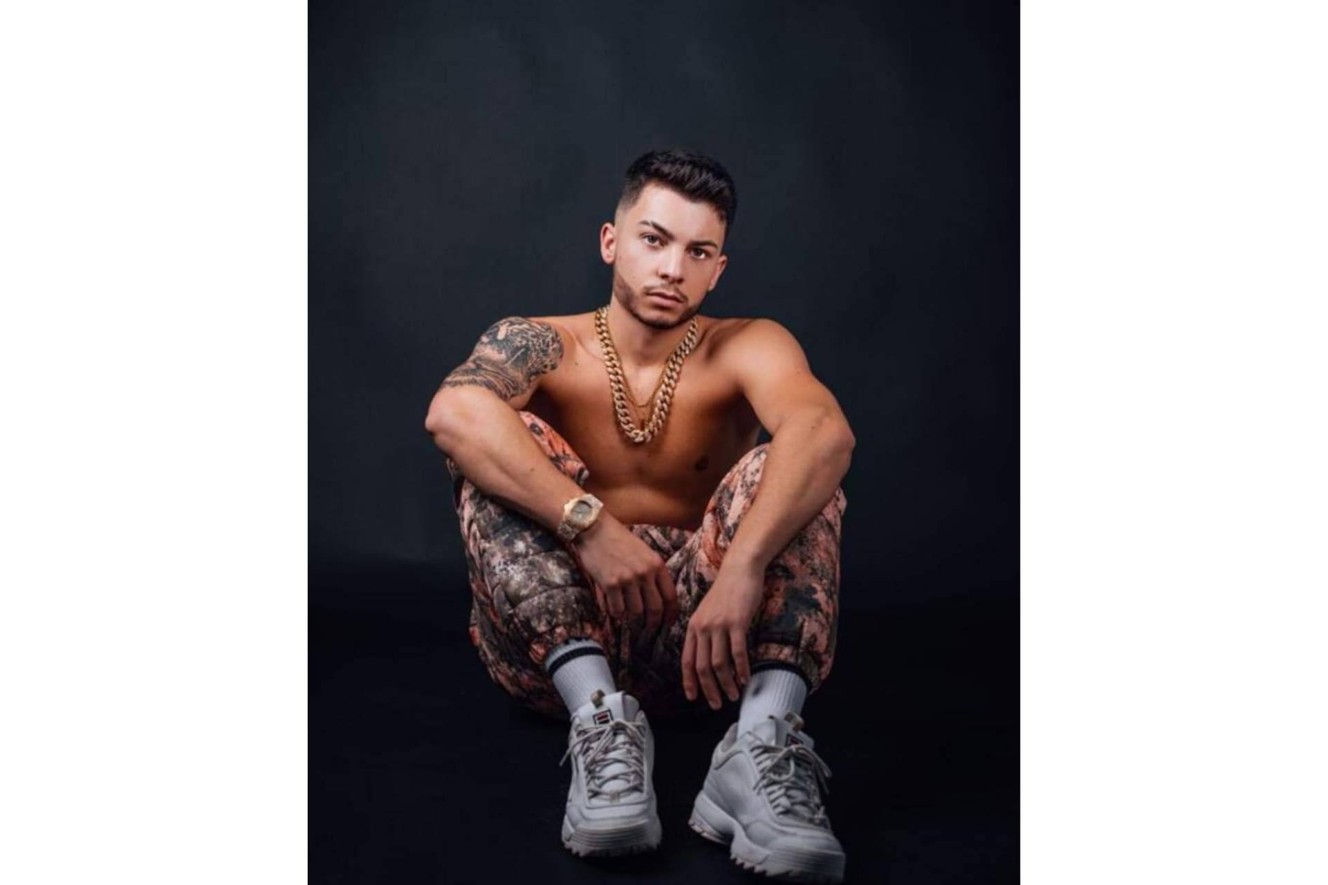 Dolce con 3 sencillos logra más de 500.000 Streams en Spotify