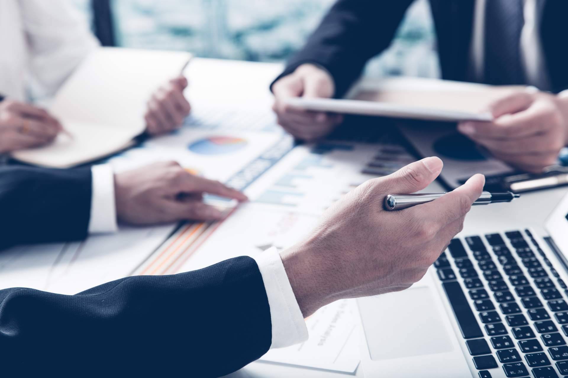 Heras Coaching ofrece servicios de consultoría industrial para organizaciones