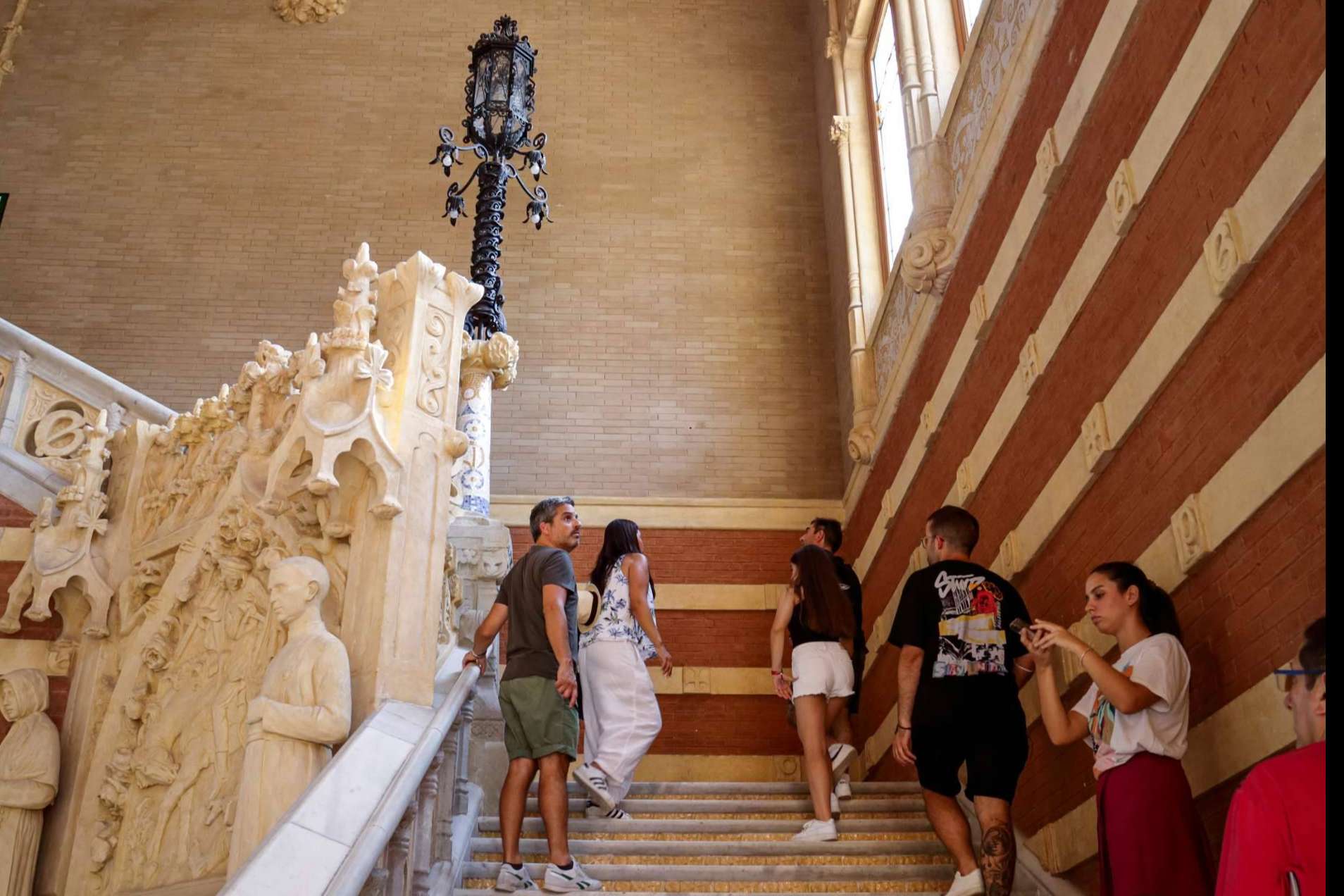 El Hospital de Sant Pau, descubrir uno de los mejores tesoros del Modernismo catalán con un tour guiado