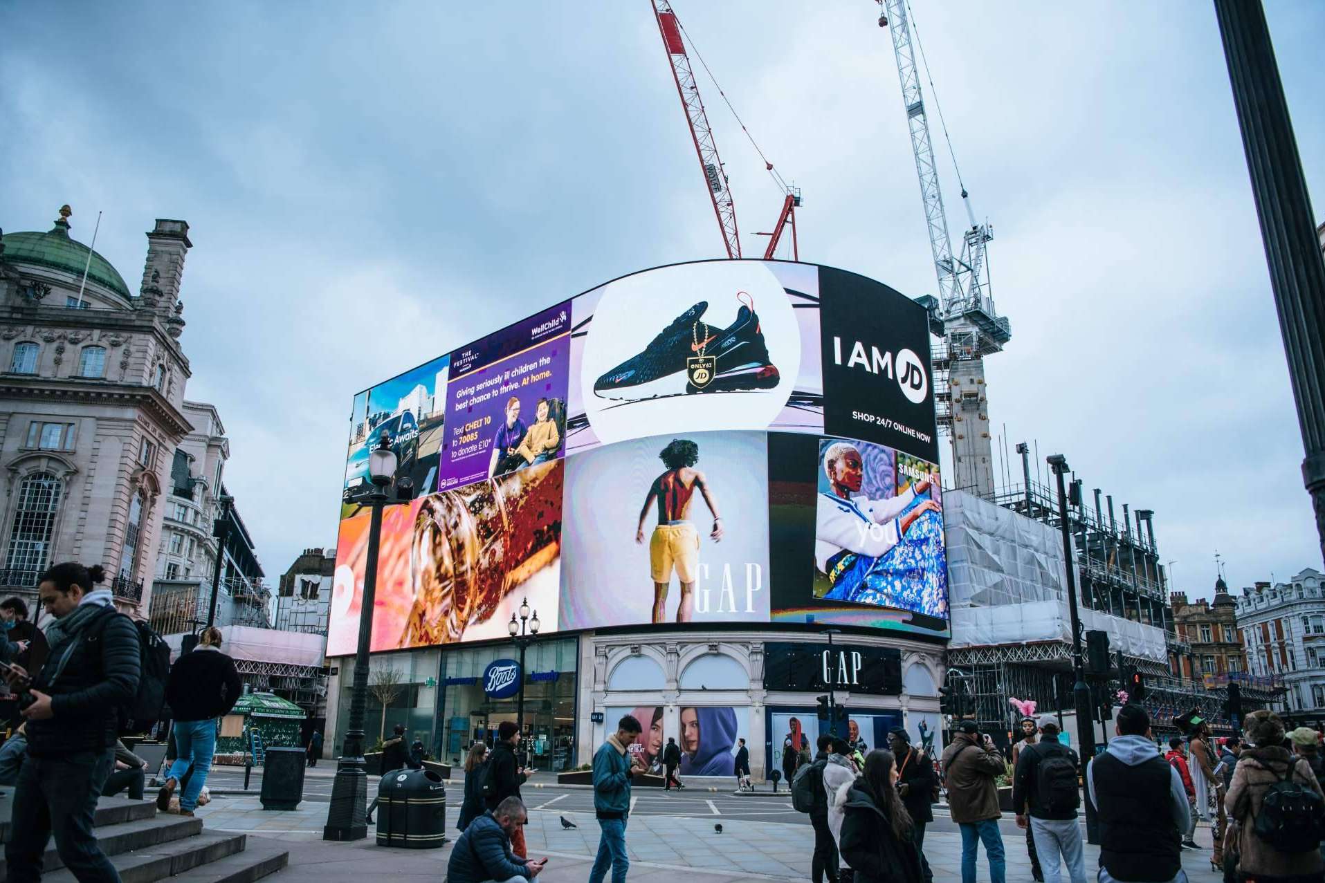 ¿Cuáles son los beneficios de la publicidad exterior?, por Summum Marketing