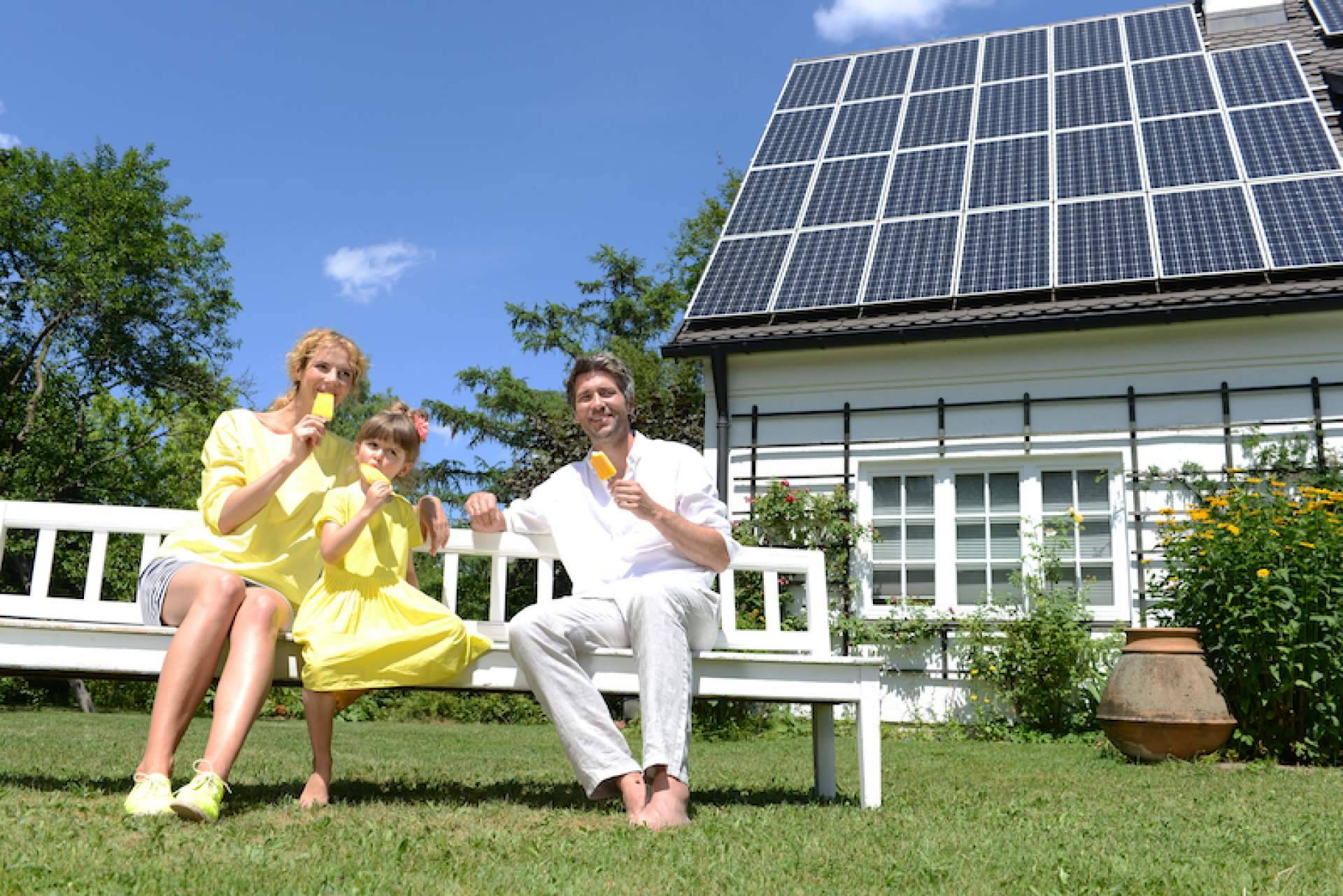 Baterías para paneles solares, ¿son realmente necesarias?