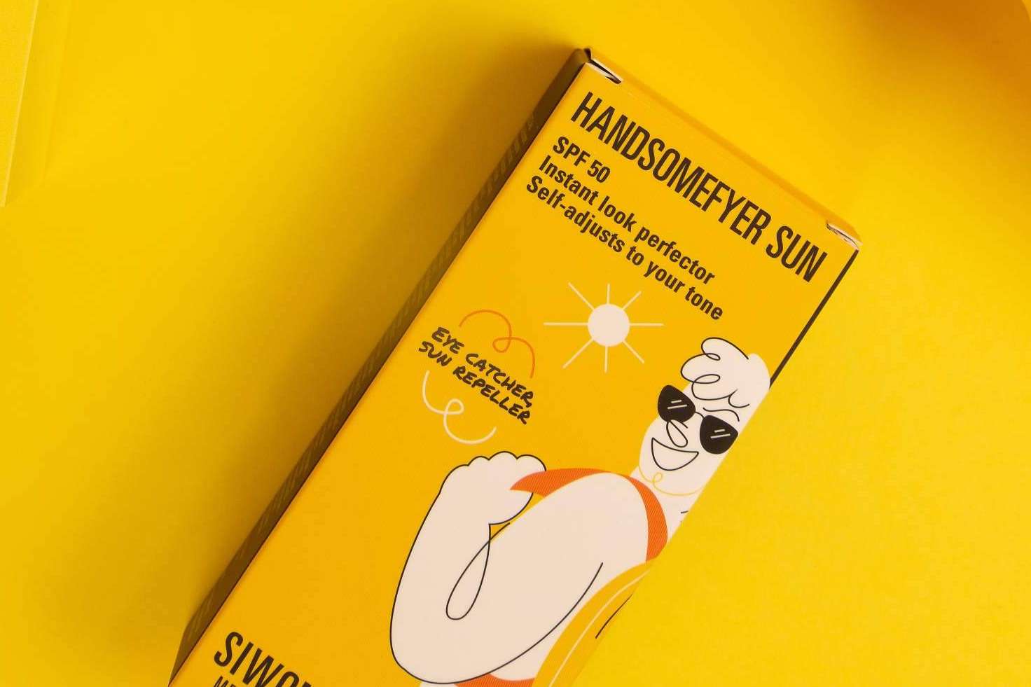 Adelantar las vacaciones con este protector solar que pone cara de verano al instante