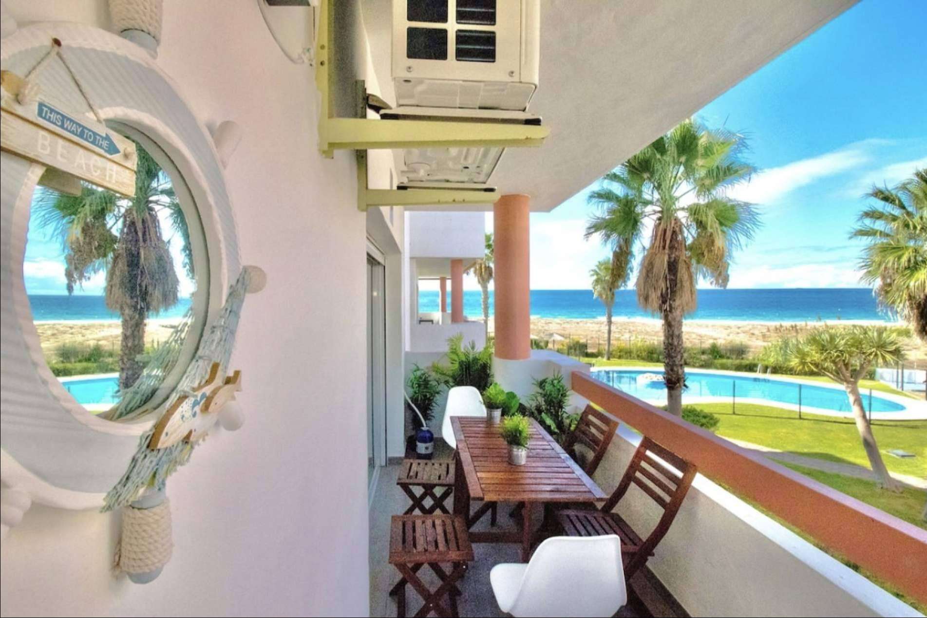 Apartasuites Royal Zahara, uno de los mejores sitios para alojarse en Zahara de los Atunes