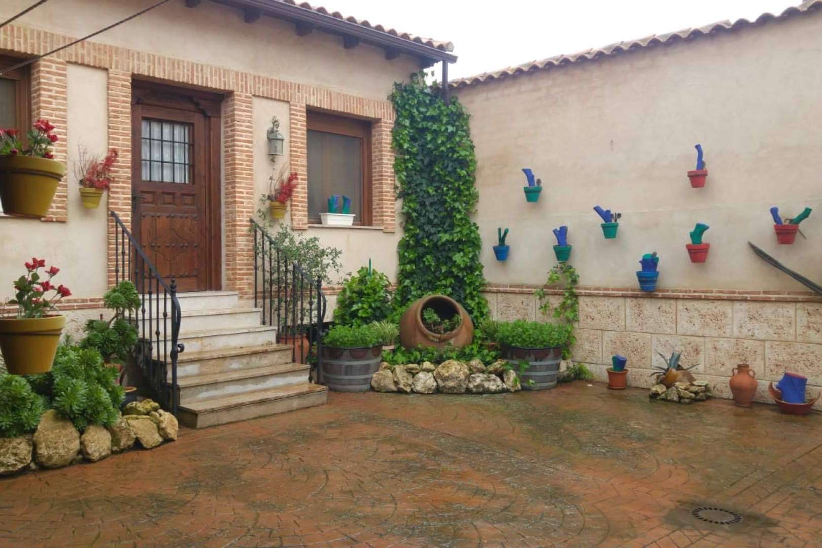 ¿Cuáles son las razones para considerar invertir en un negocio de hostelería rural en este momento?