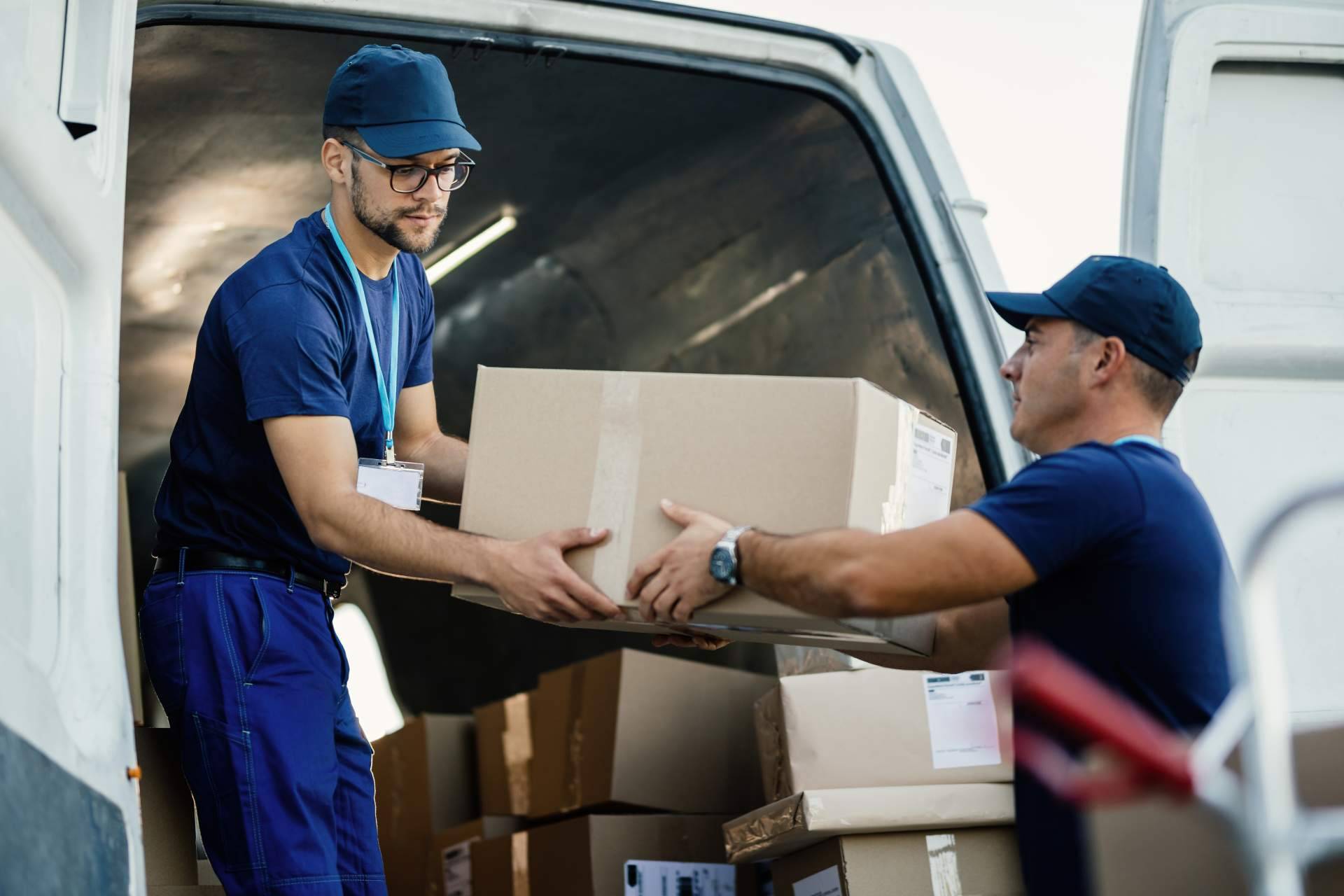Transportar todo tipo de mercancías con Transportes Bara