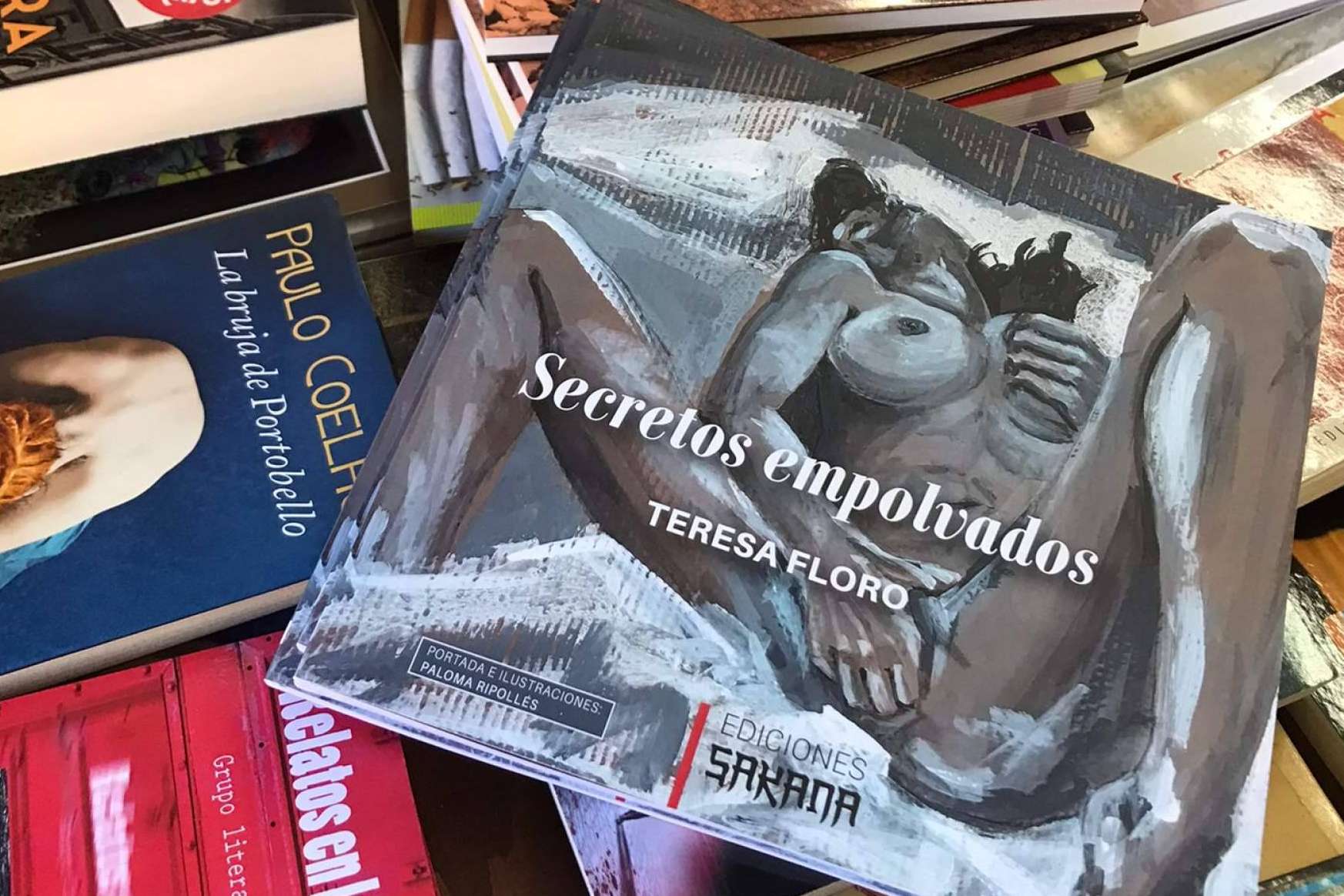 Los 'Secretos empolvados' se cuelan como lectura en las noches estivales y furtivas