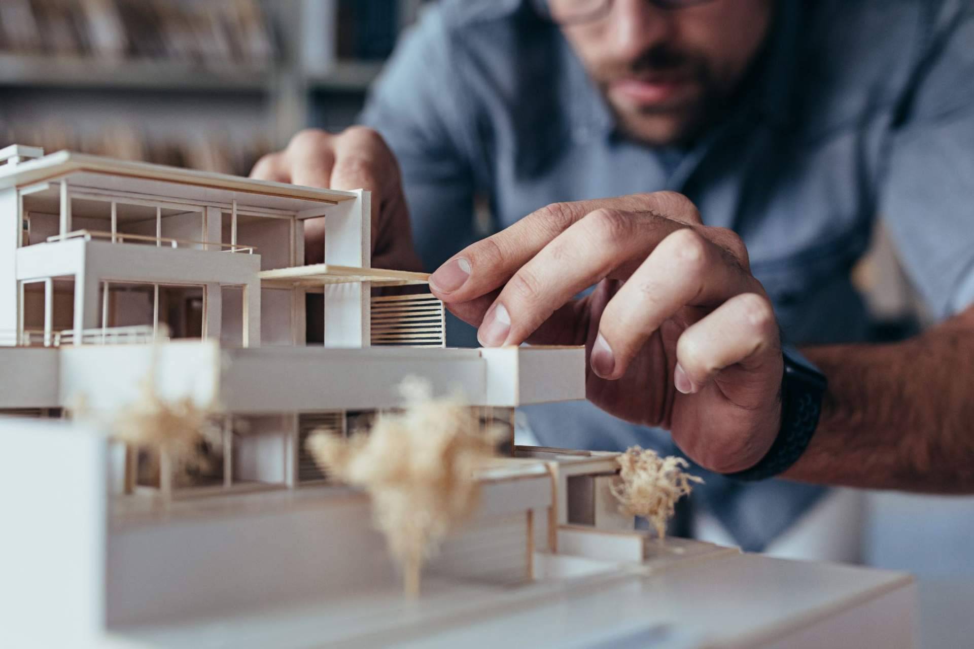 Riesgos profesionales de los arquitectos, reclamaciones años después de terminar sus proyectos