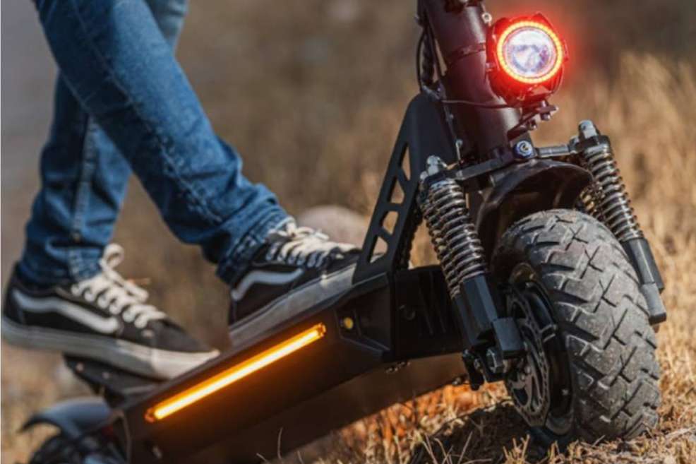 Pagar un patinete en cómodas cuotas con la financiación patinetes eléctricos con SABWAY