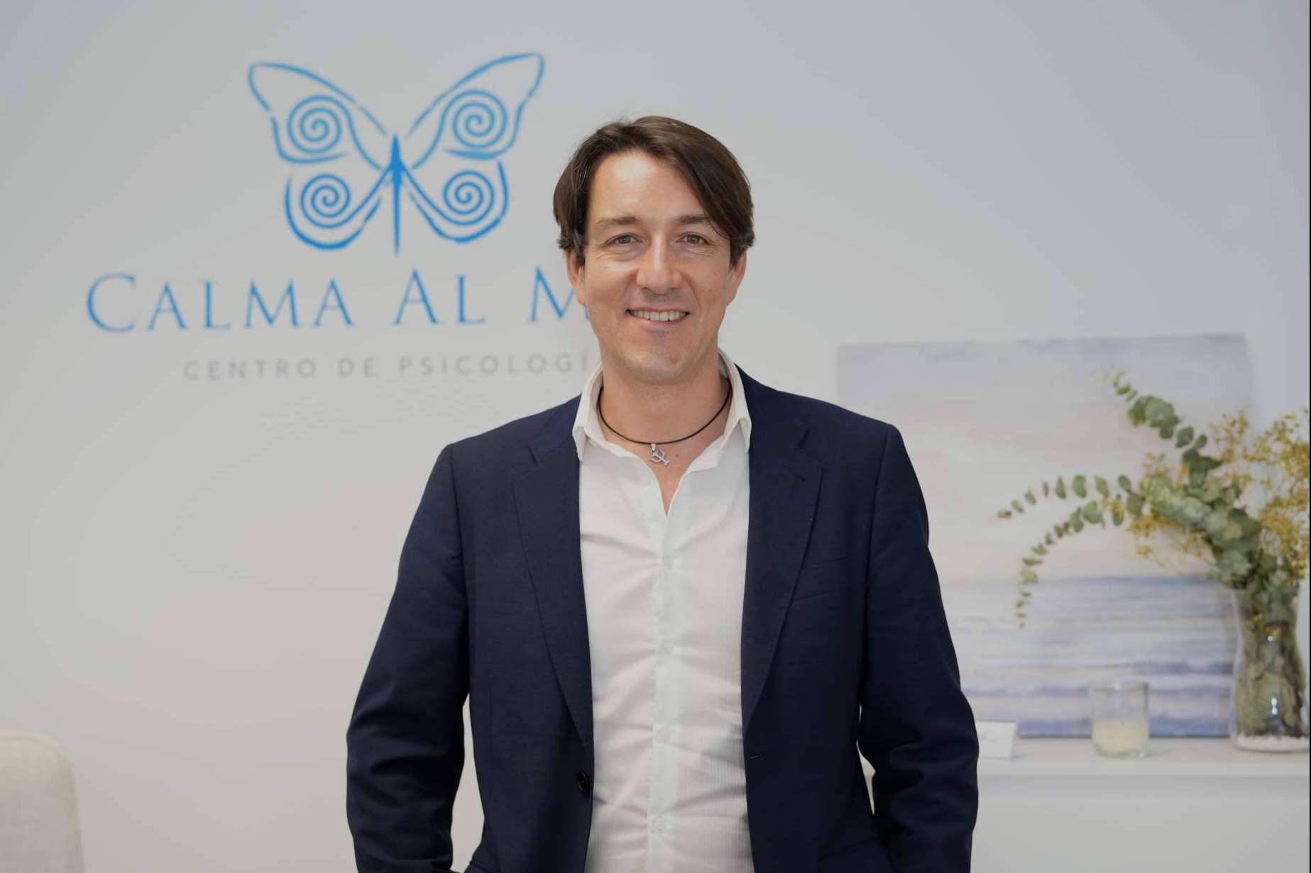 ¿Qué ocurre cuando no se brinda atención psicológica a una persona en riesgo de suicidio, según Calma Al Mar?