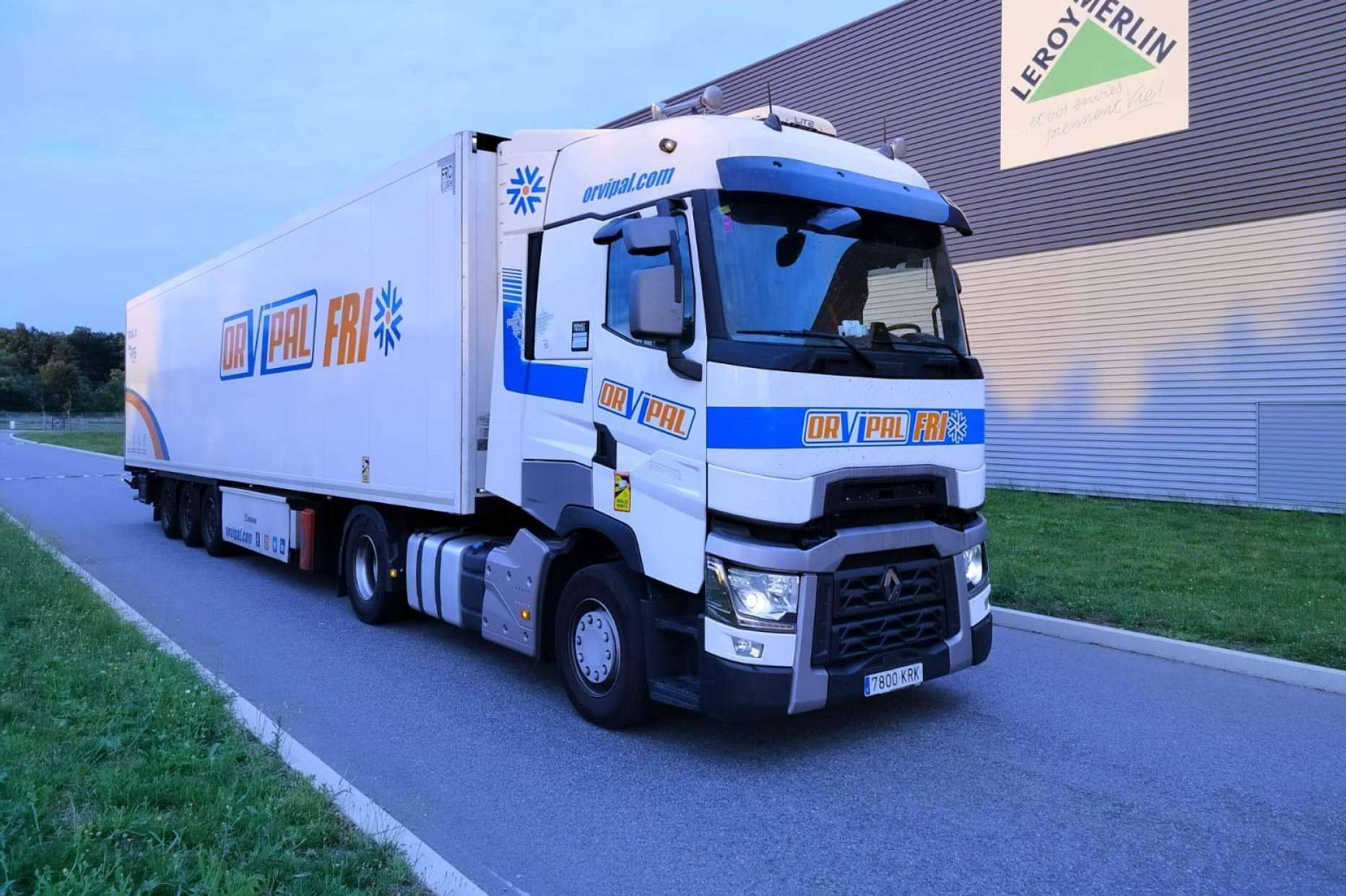 Transporte de coches en España; un mercado en crecimiento y con desafíos para Orvipal
