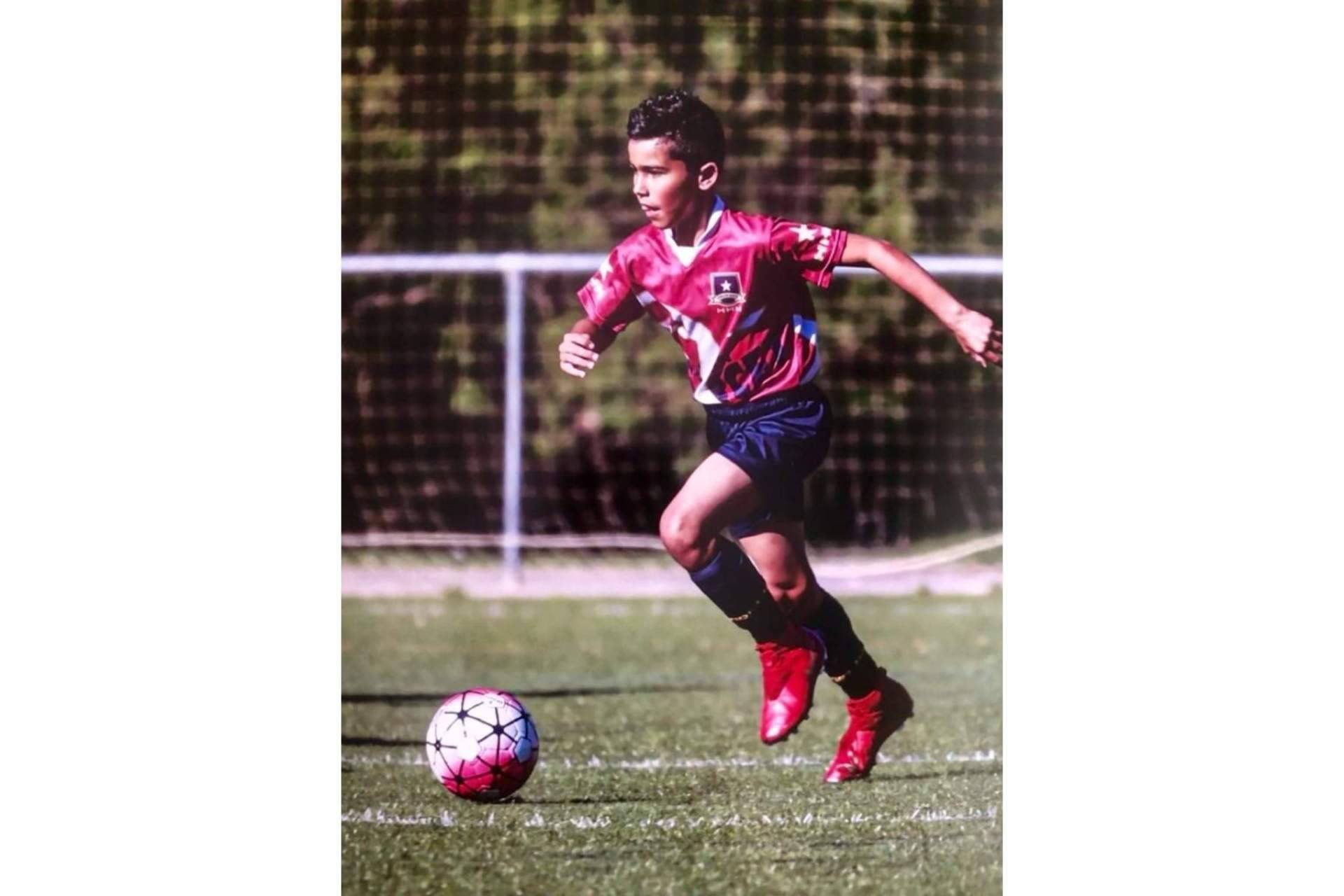 Roi Lopez 10, futbolista con 14 años