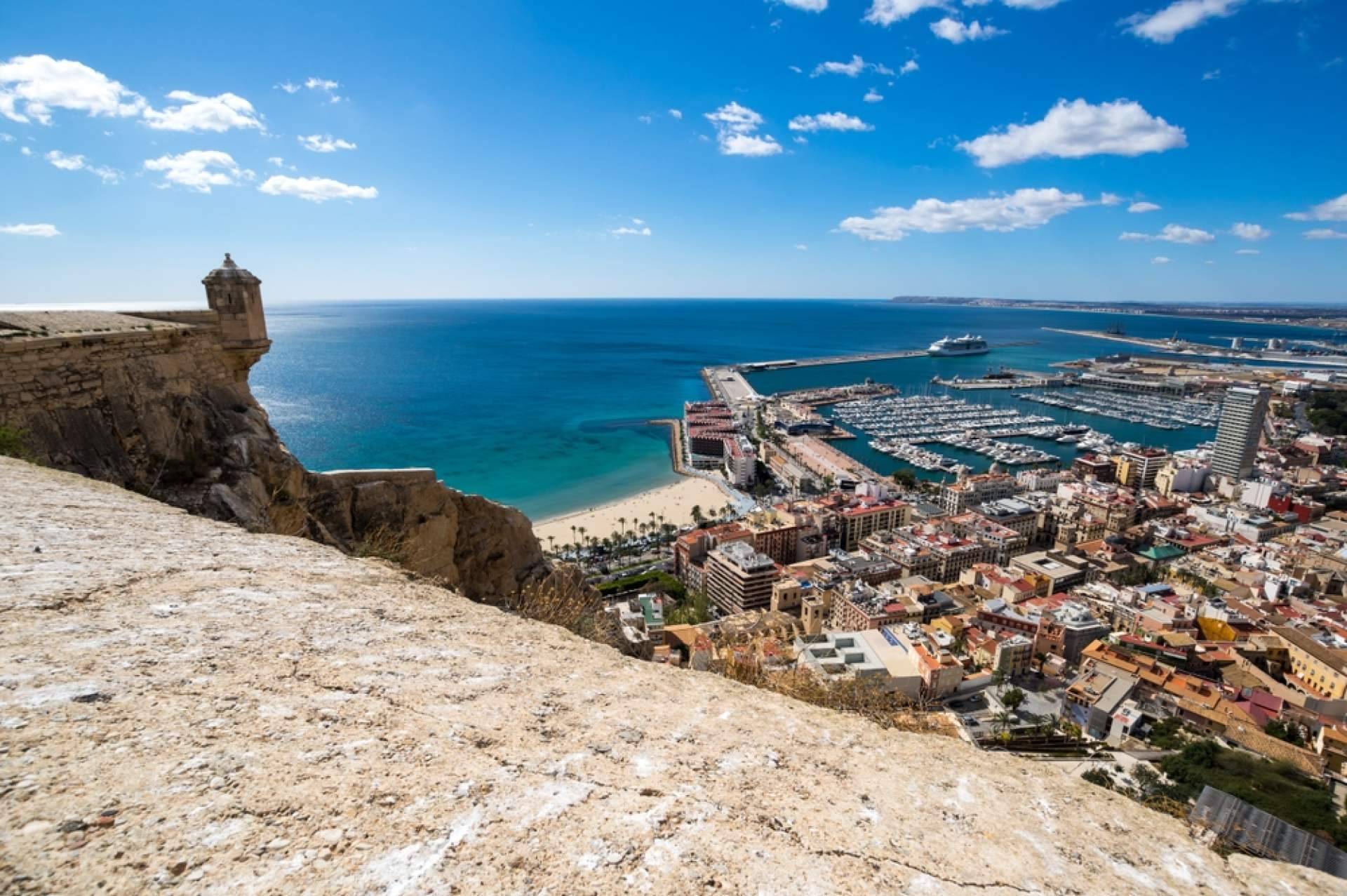 HOME TARGET pone una propiedad en venta en Costa Blanca