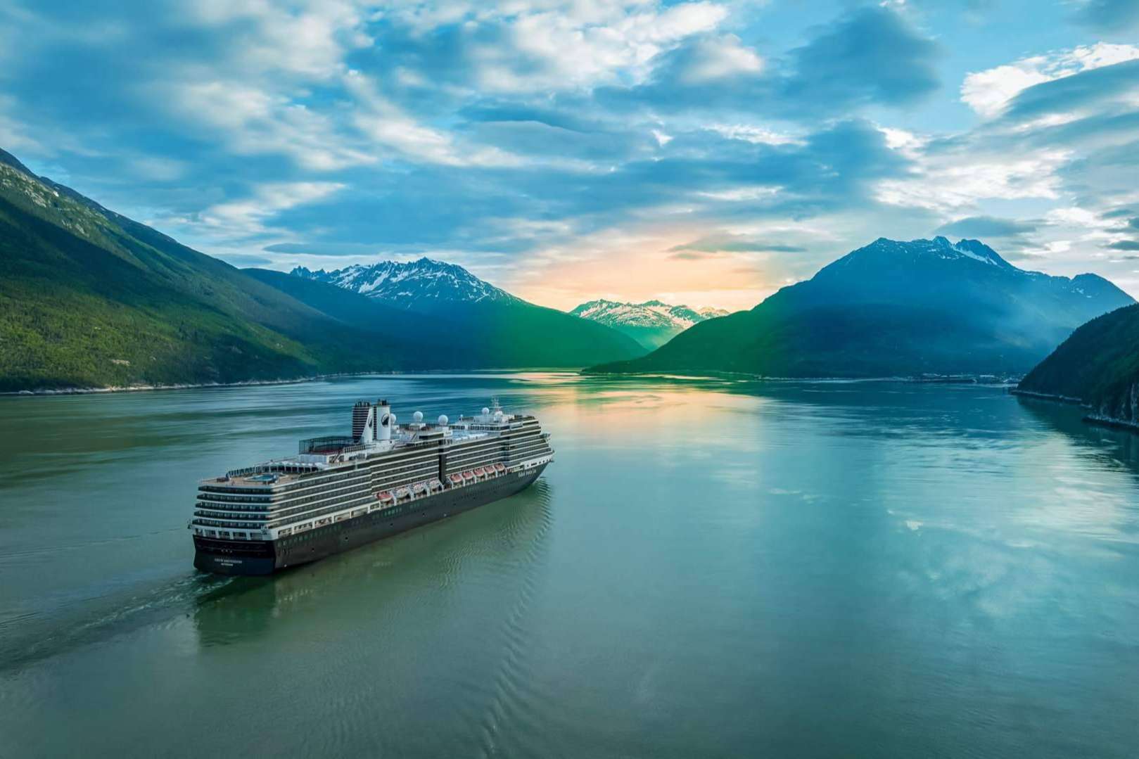 Un Mundo de Cruceros presenta un crucero premium con guía en español que propone los mejores viajes para 2024