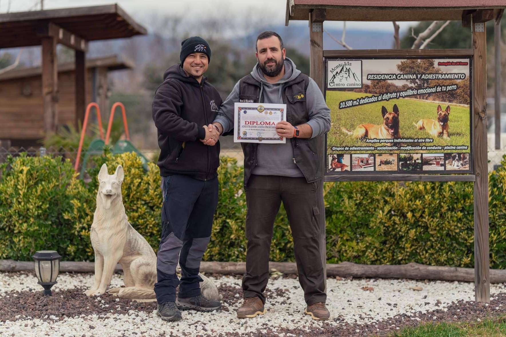 Curso de Adiestrador Canino Profesional, con la escuela de adiestramiento Monte Ida