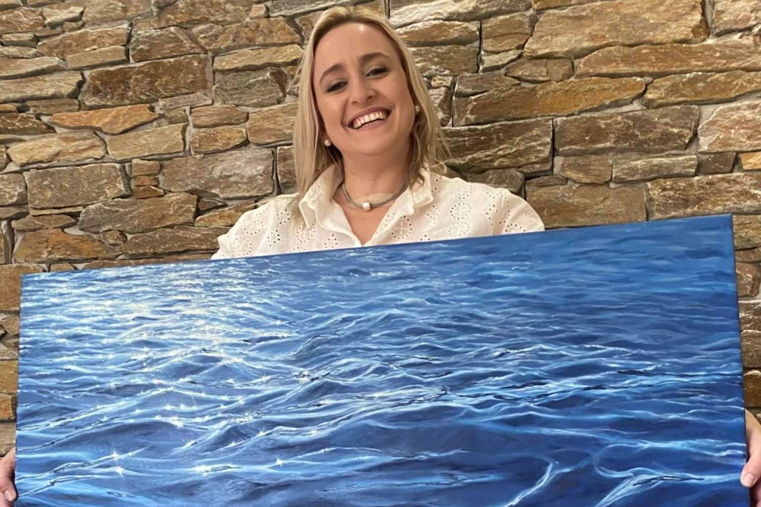 Una ventana al mar en las obras de Carmen Ferrando