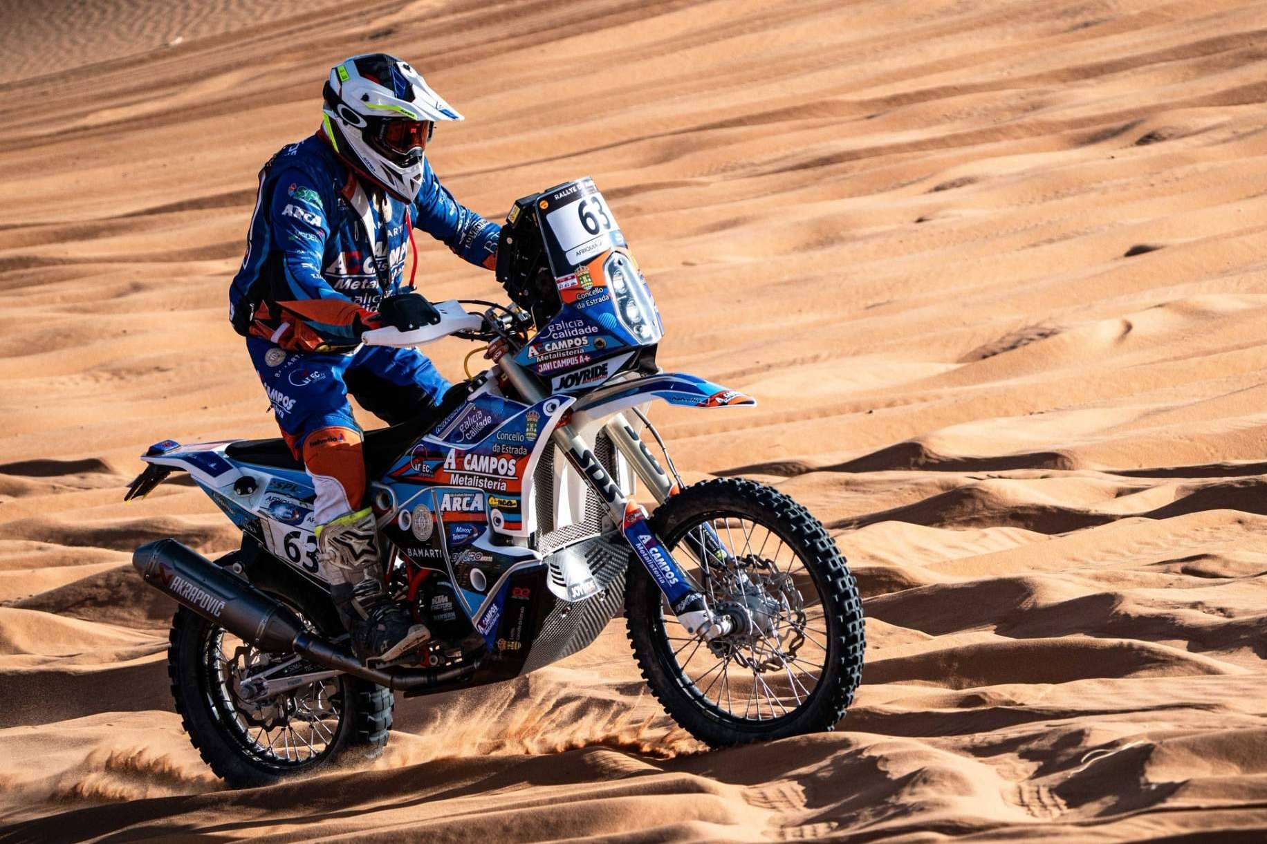 Ropa personalizada motocross y enduro, el kit completo con la tienda especializada ADHESIVOSEMBARRADOS