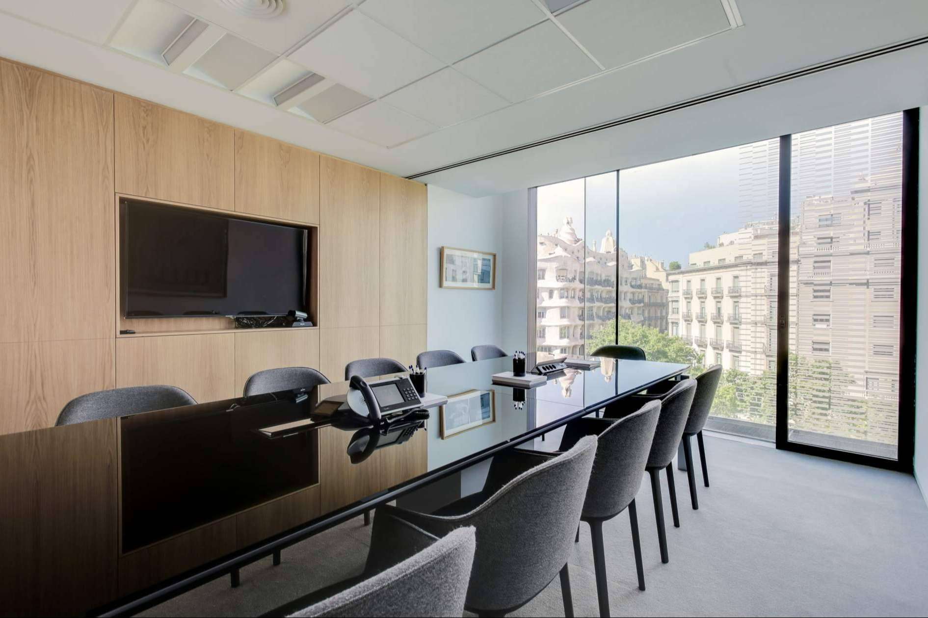 INDAStudio, especialistas en interiorismo de oficinas y viviendas