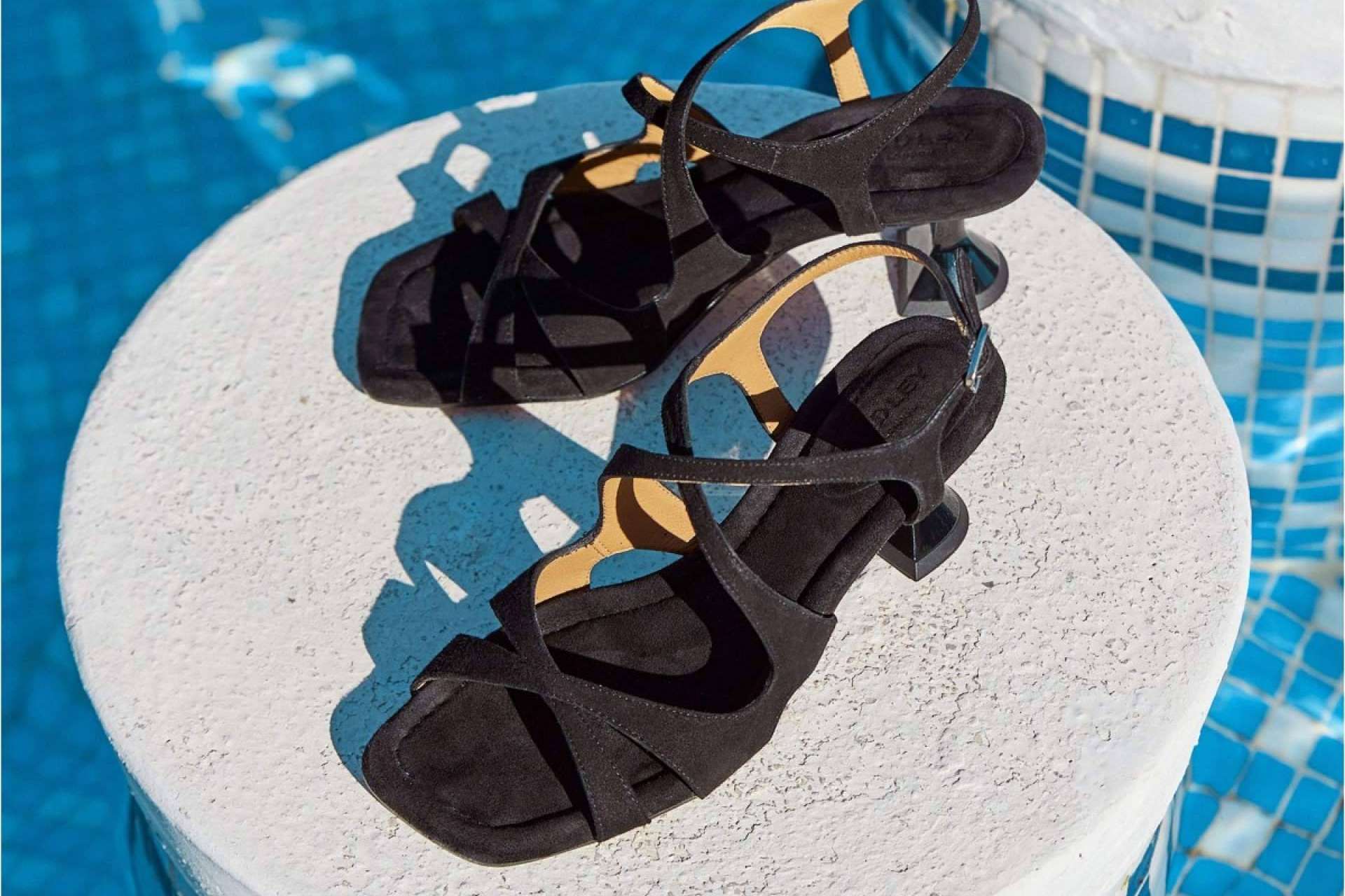 Nueva colección de sandalias de mujer en piel en Audley Shoes