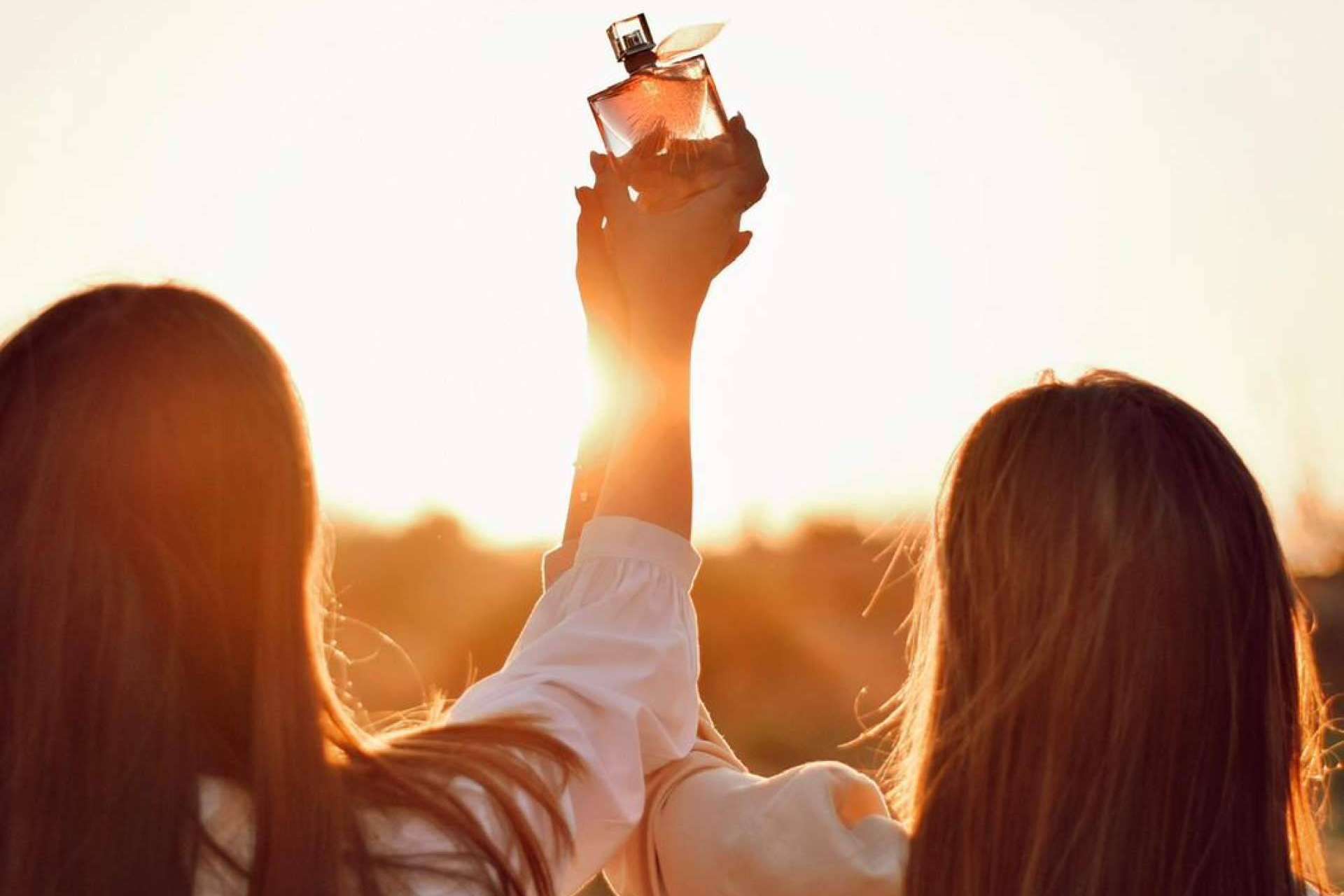 Un amplio catálogo de perfumes de mujer disponible en Perfumerías Laguna