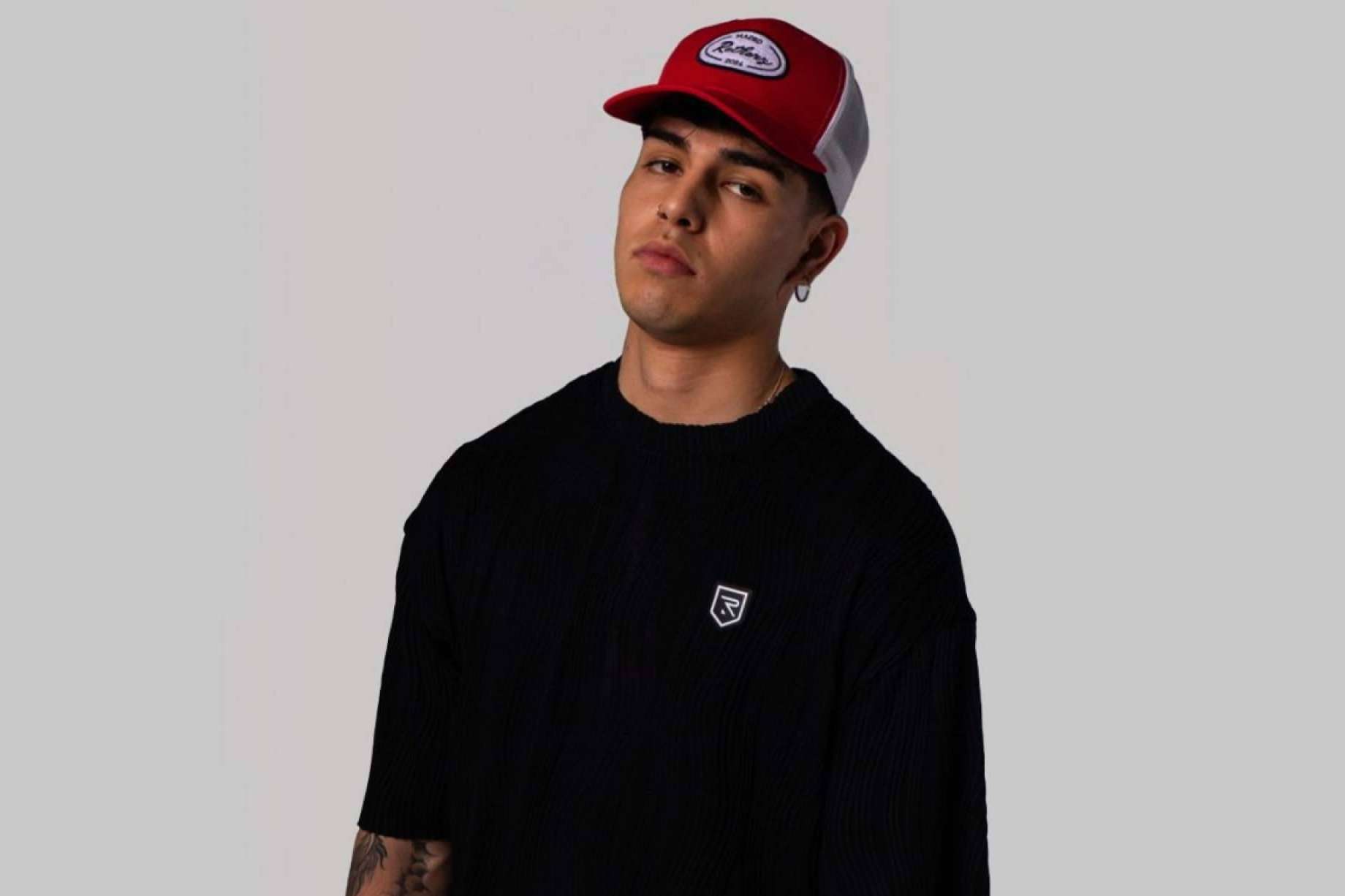 Rotherz lanza para este verano una nueva colección de camisetas oversize y accesorios
