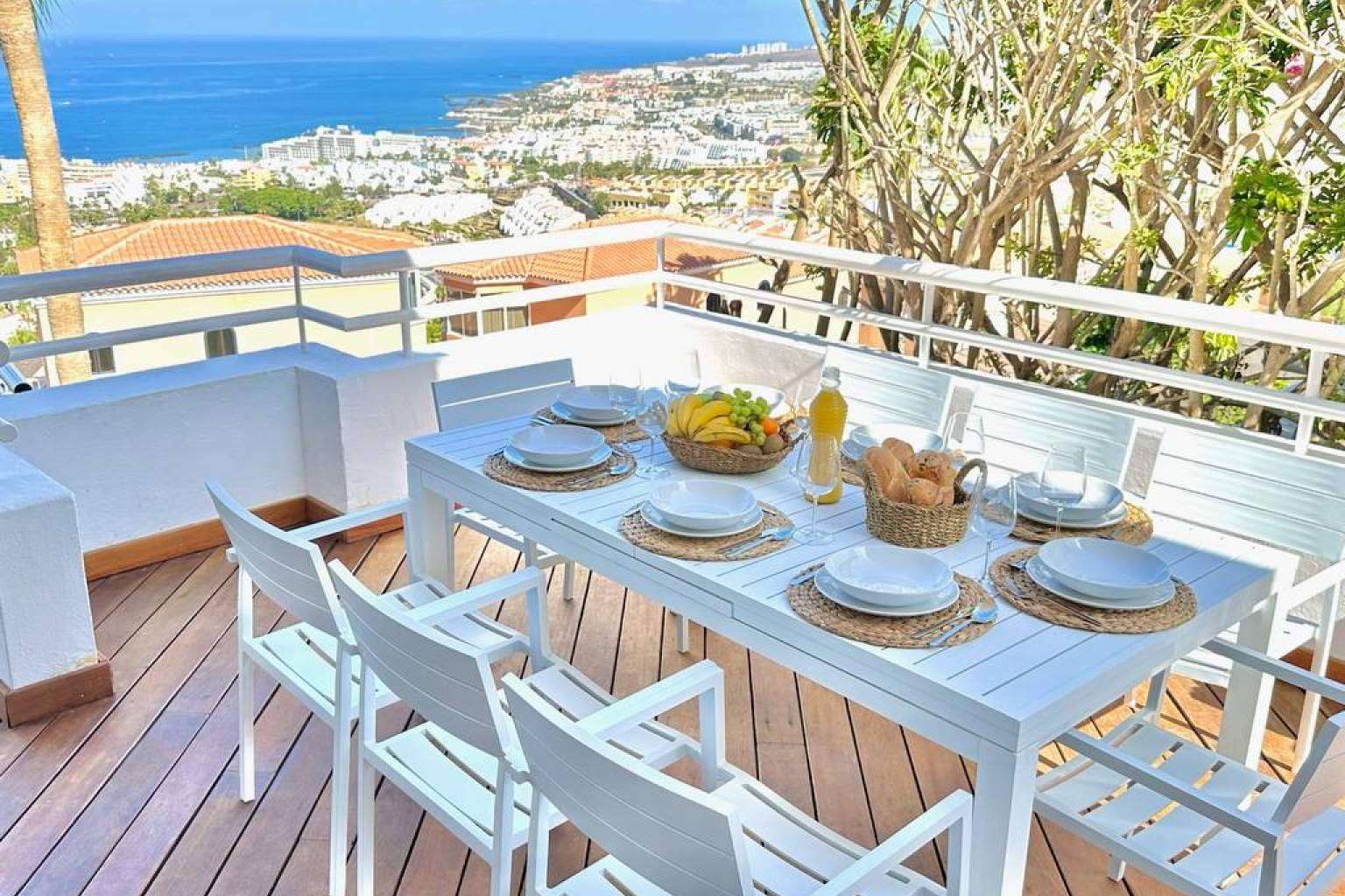 Canarias.com cuenta con villas de lujo en Tenerife con capacidad para hasta 8 personas