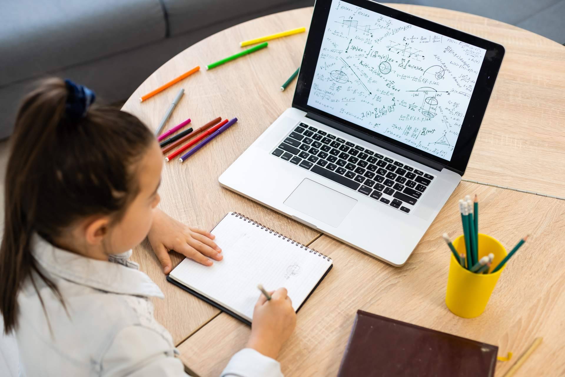 IEAD transforma la formación directiva con su metodología de estudio