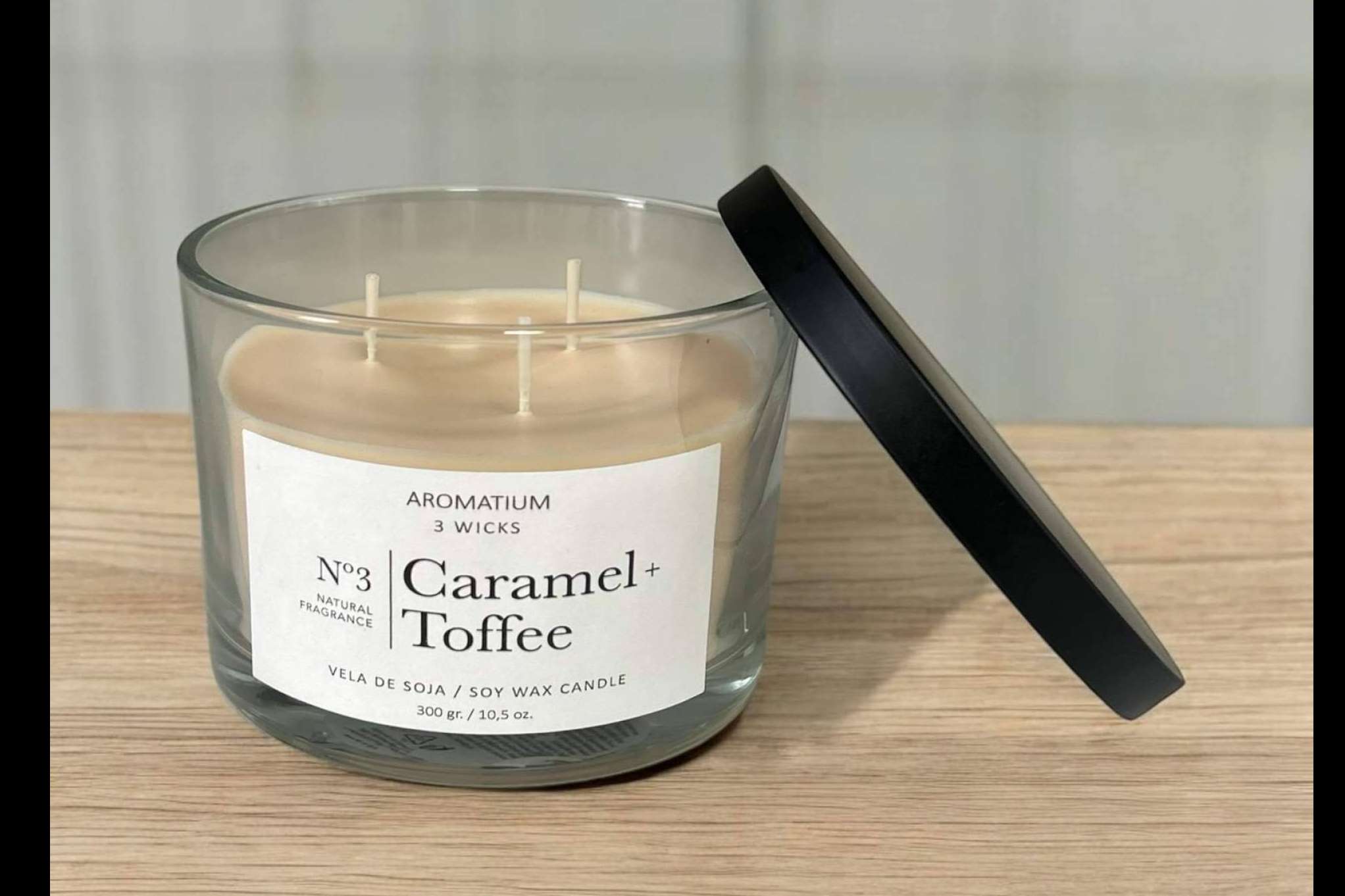 La Boutique de las Velas lanza su vela de soja Aromatium Caramelo+Toffee, un aroma navideño