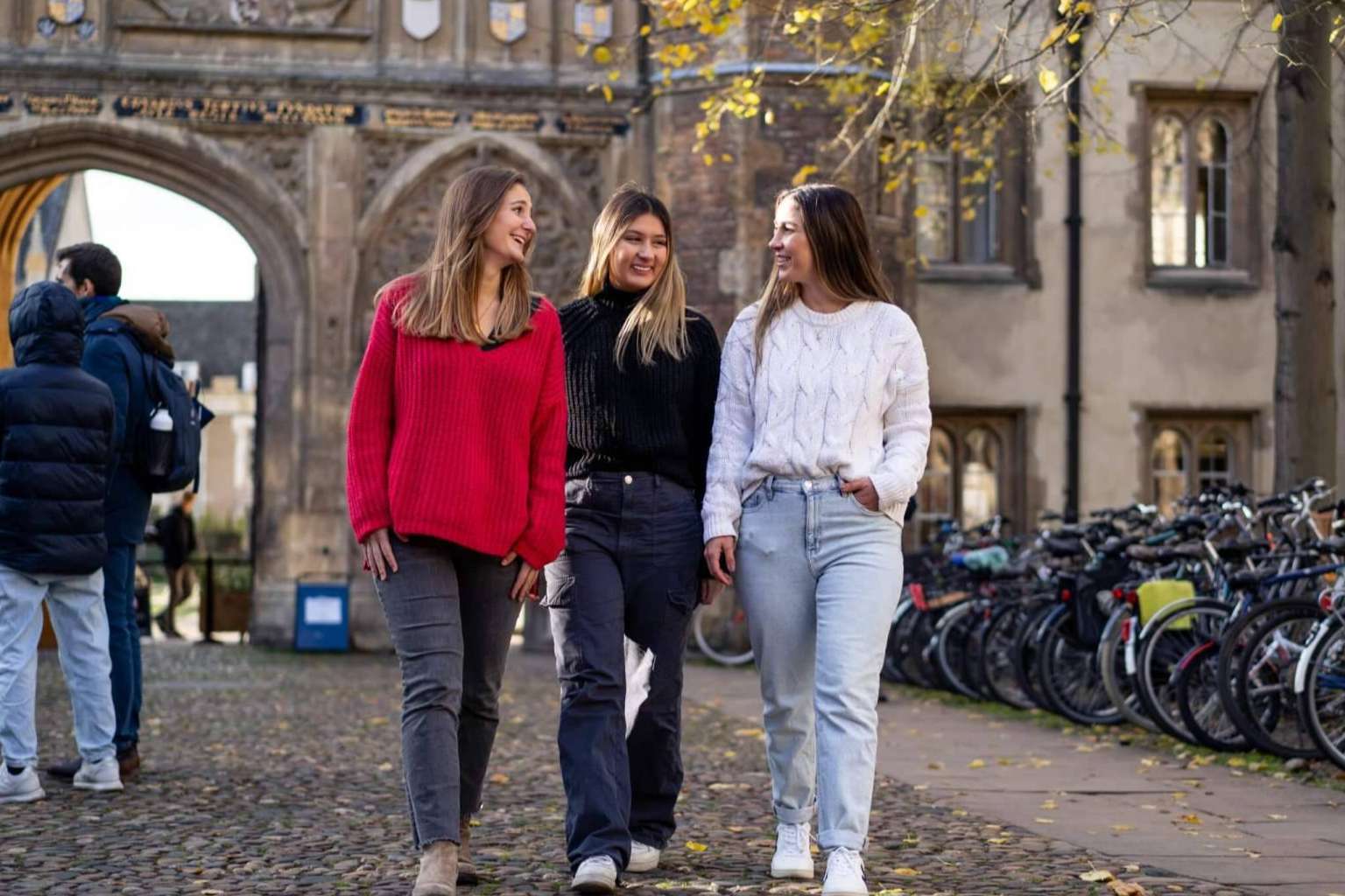 Regalar futuro, el poder transformador de aprender inglés en el extranjero
