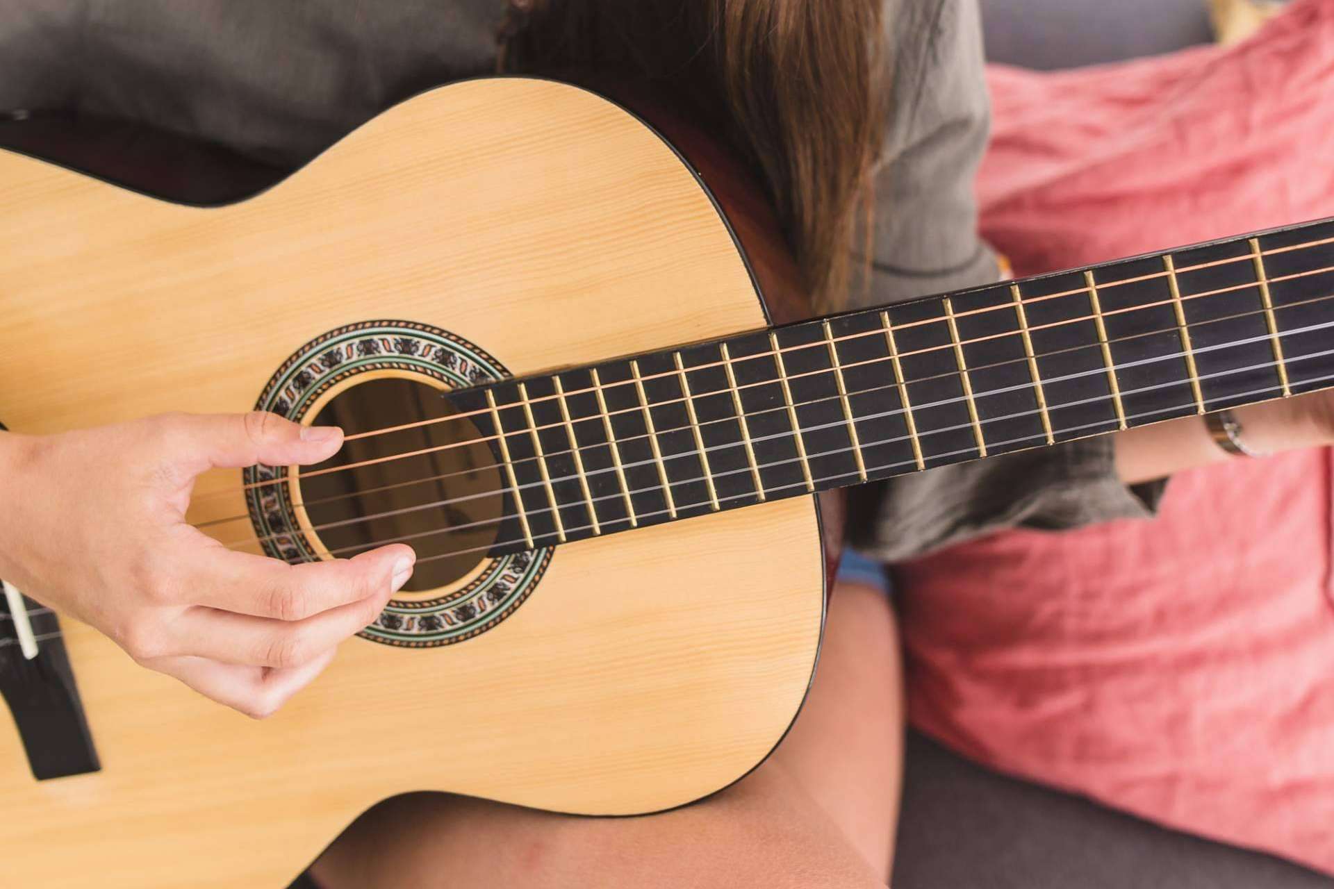 Flamencowa, la academia que transforma el aprendizaje de guitarra flamenca en digital