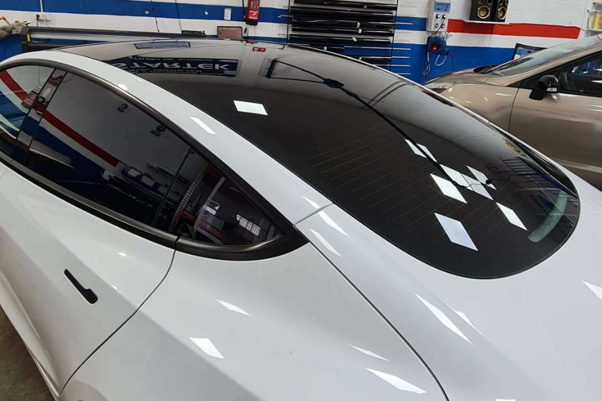 Cómo el tintado de lunas mejora la seguridad de un coche